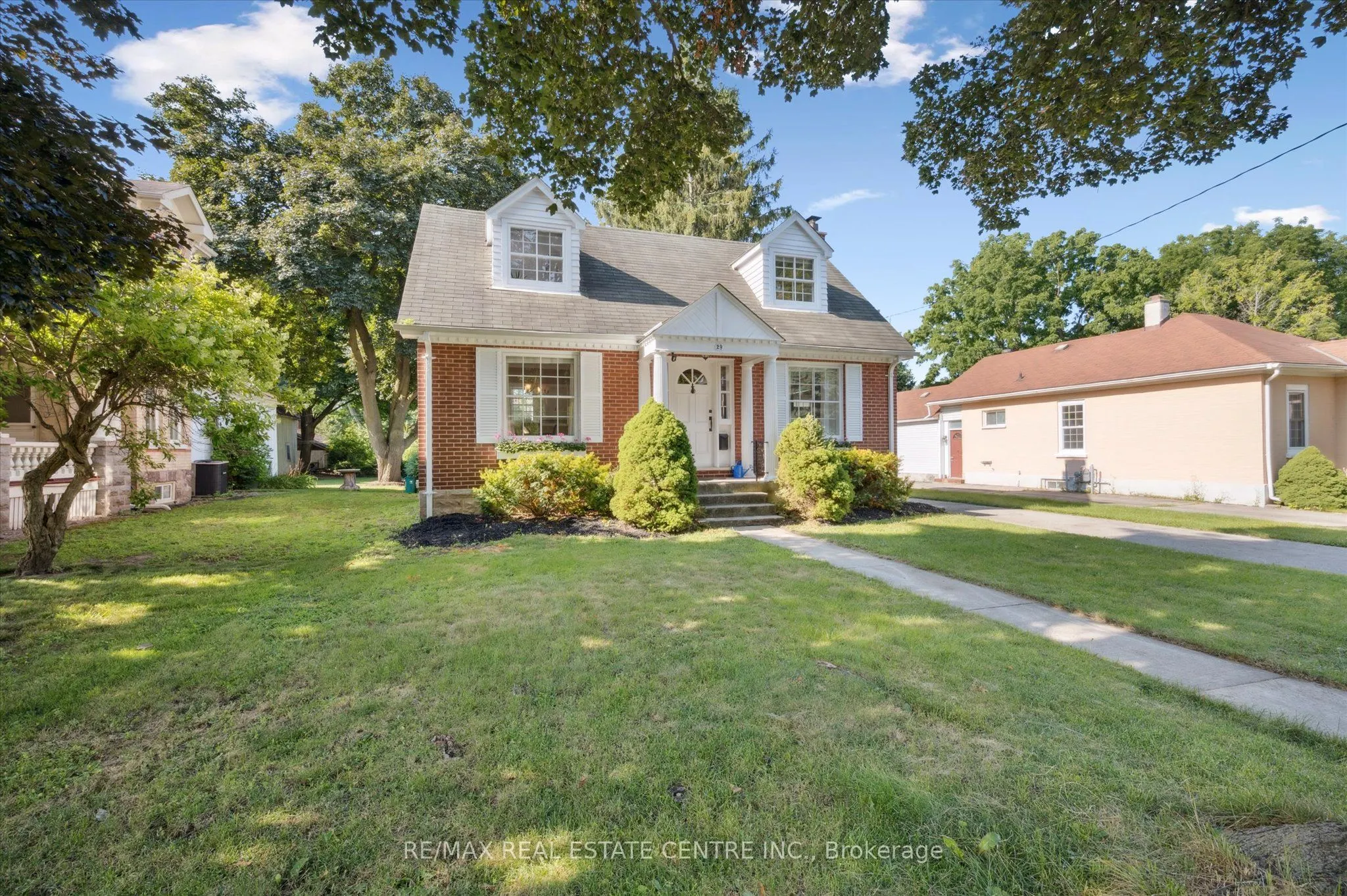 29 POLLOCK Avenue