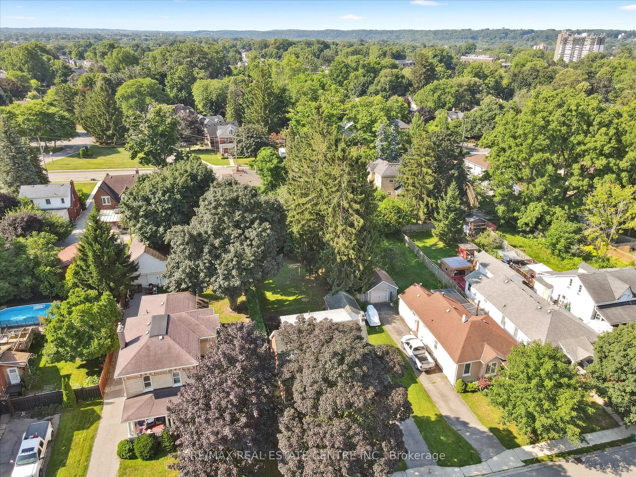 29 POLLOCK Avenue