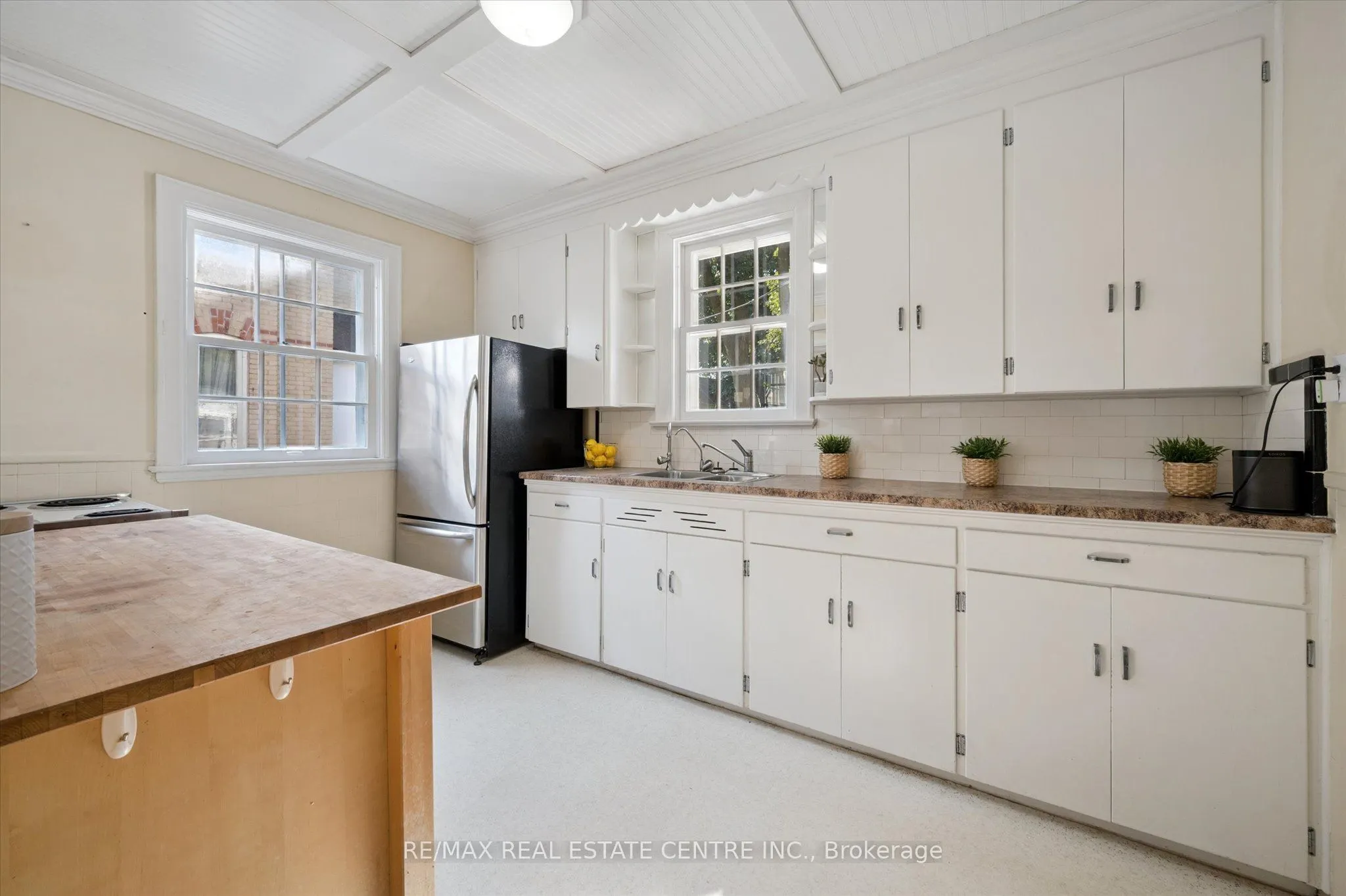 29 POLLOCK Avenue
