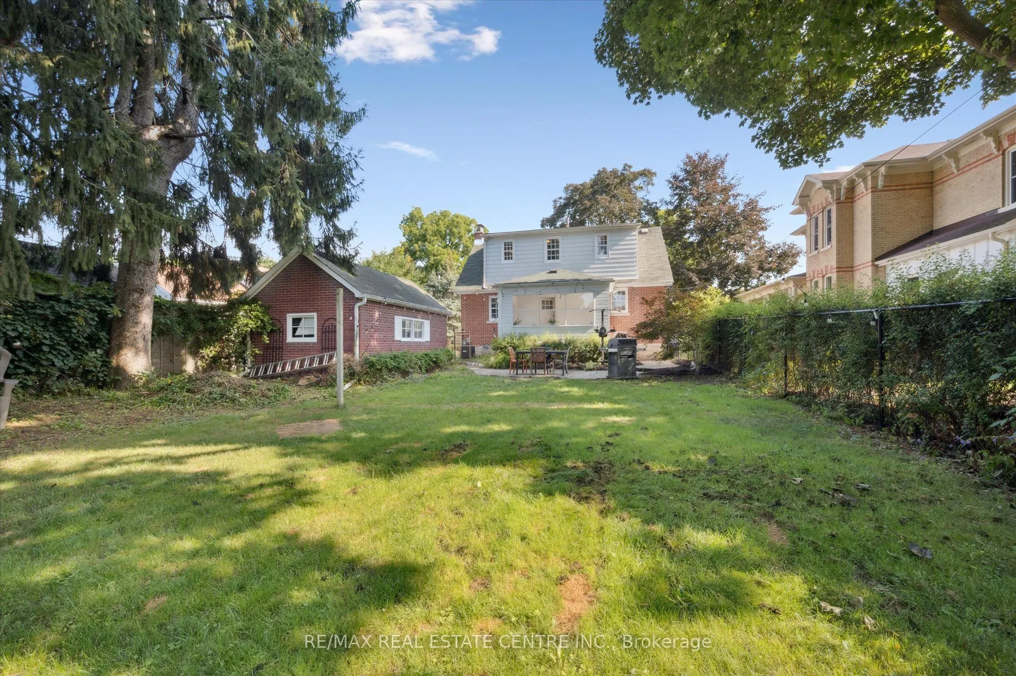 29 POLLOCK Avenue