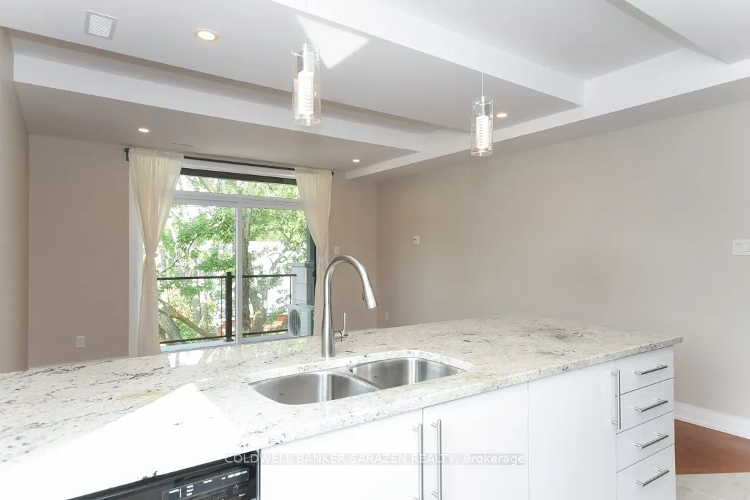 7 Monk Street, #8