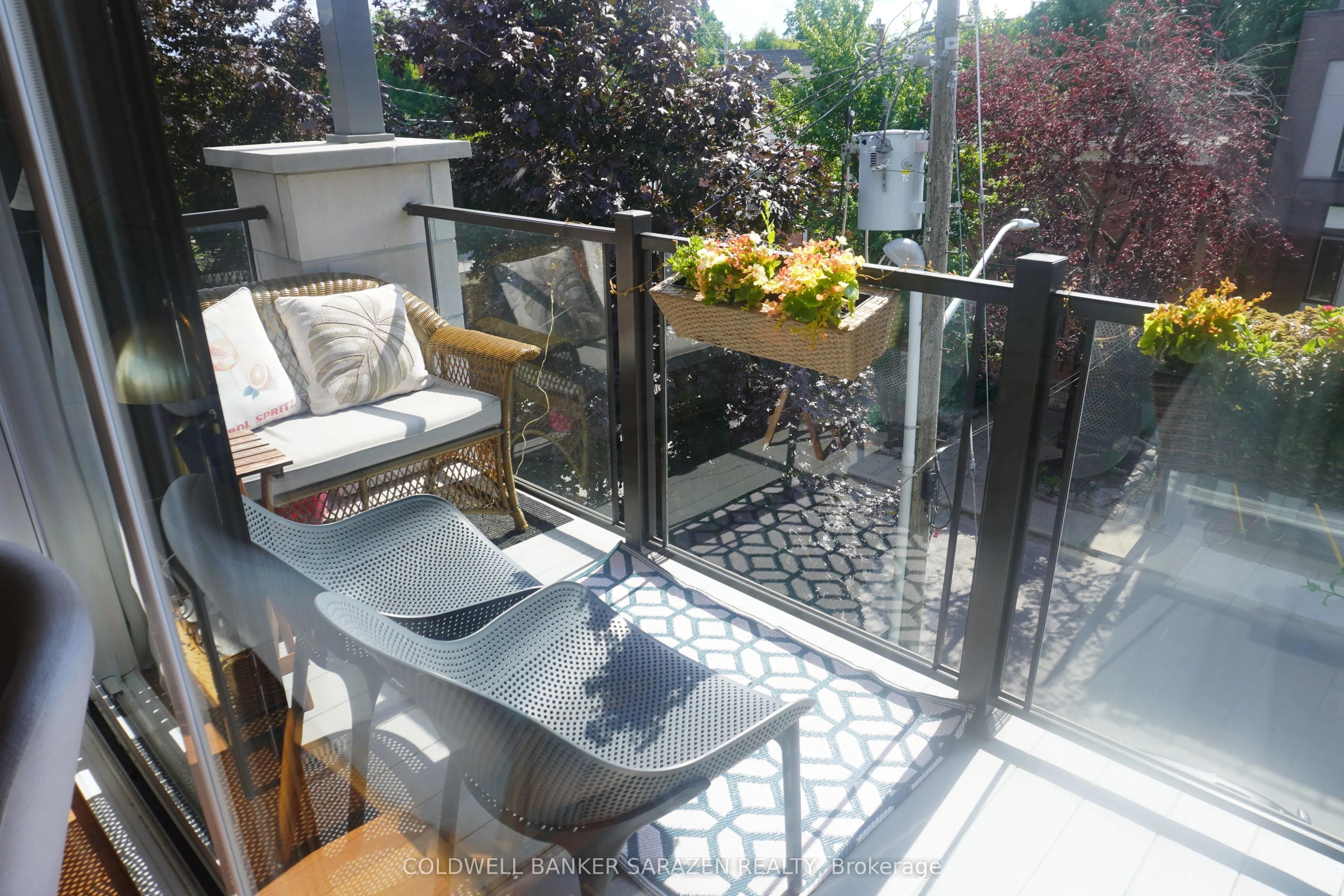 7 Monk Street, #8