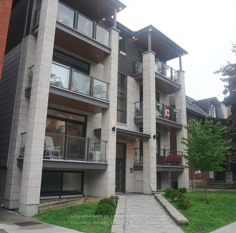 7 Monk Street, #8