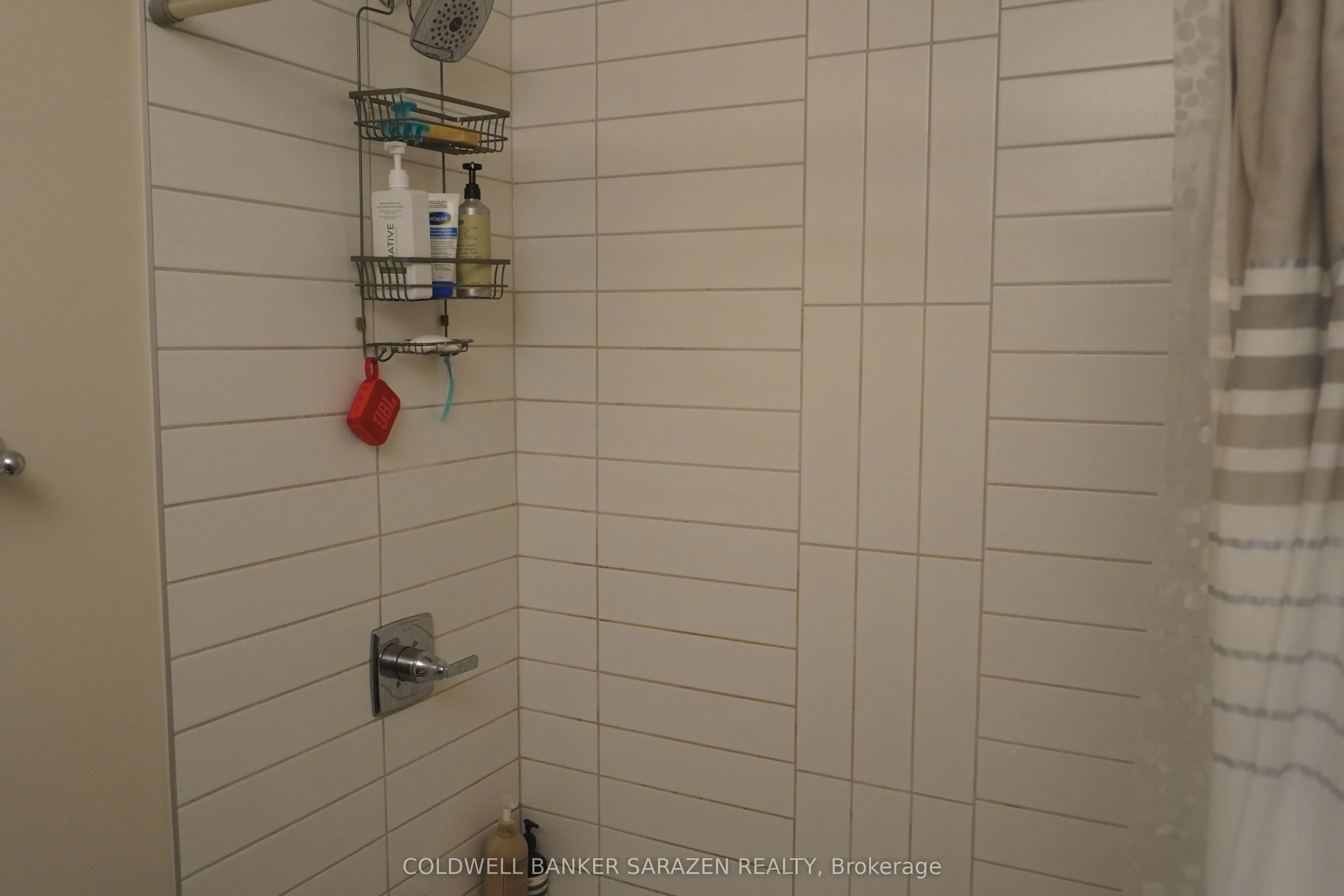 7 Monk Street, #8