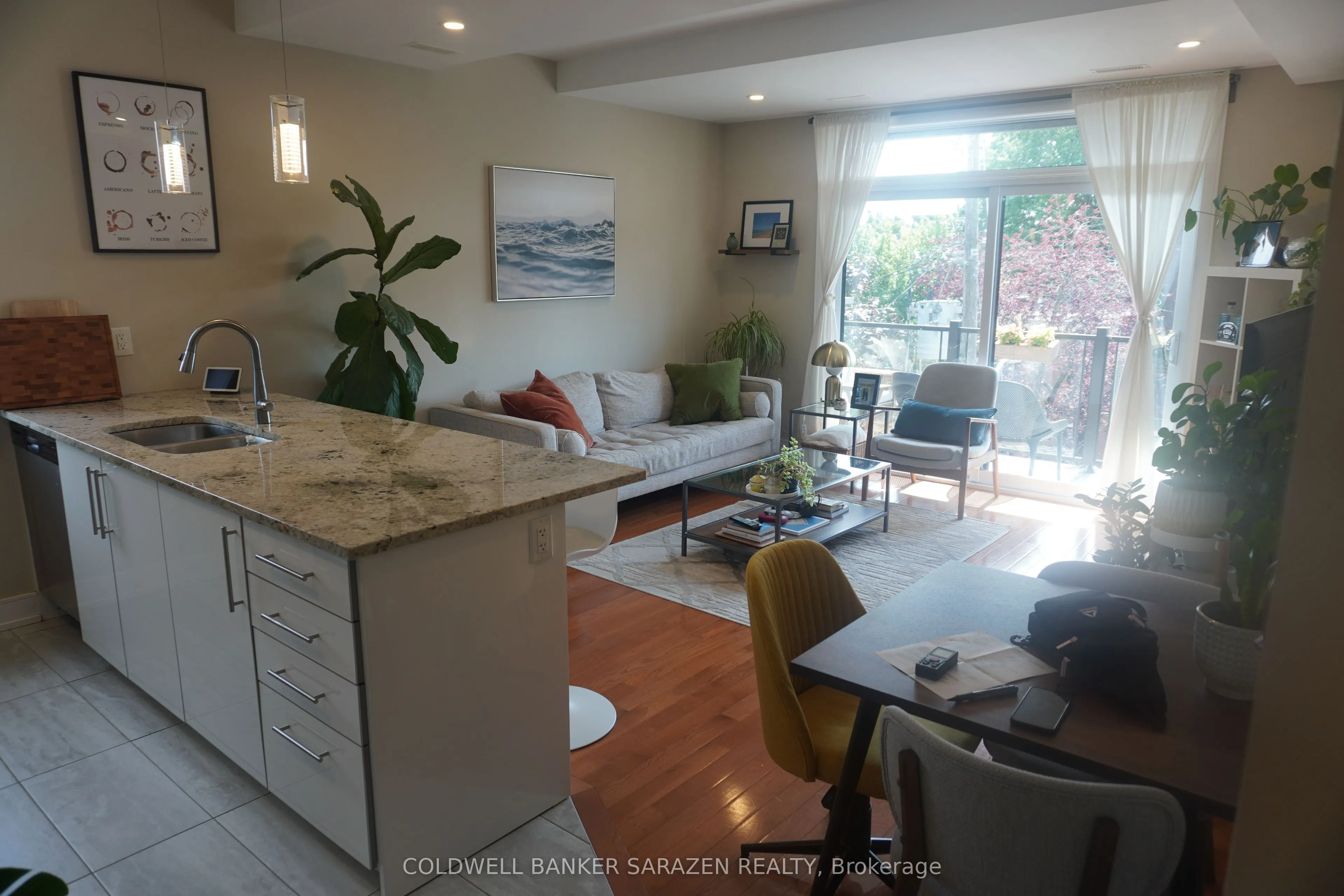 7 Monk Street, #8