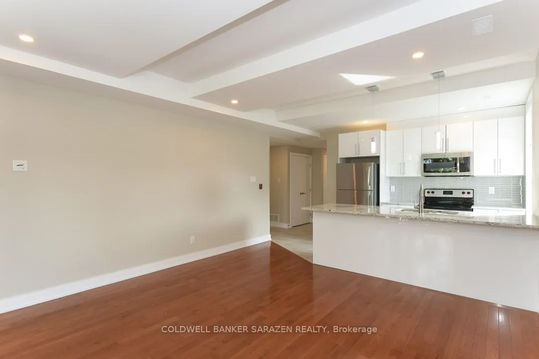 7 Monk Street, #8