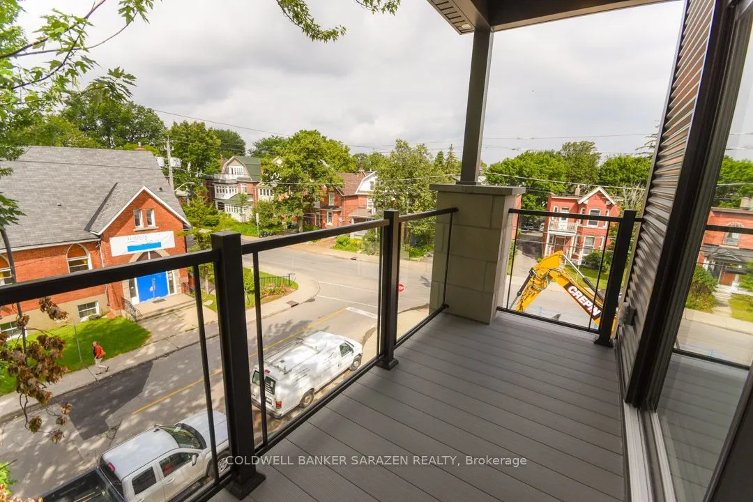 7 Monk Street, #8