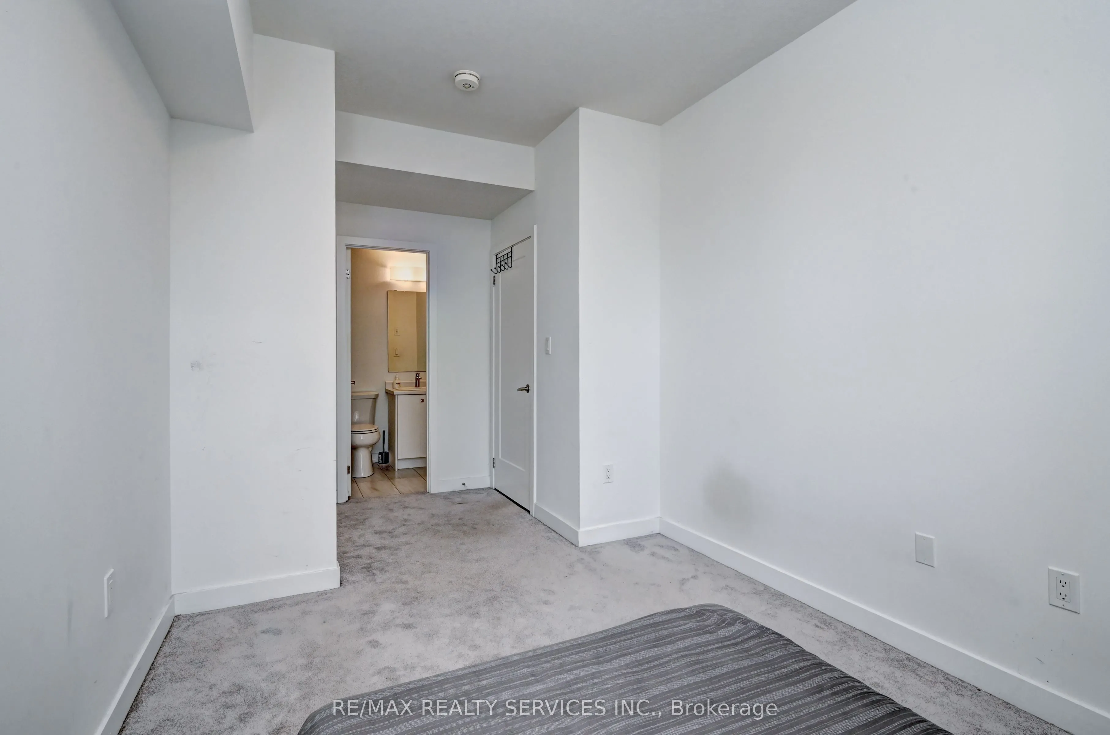 10 Palace Street, #B9