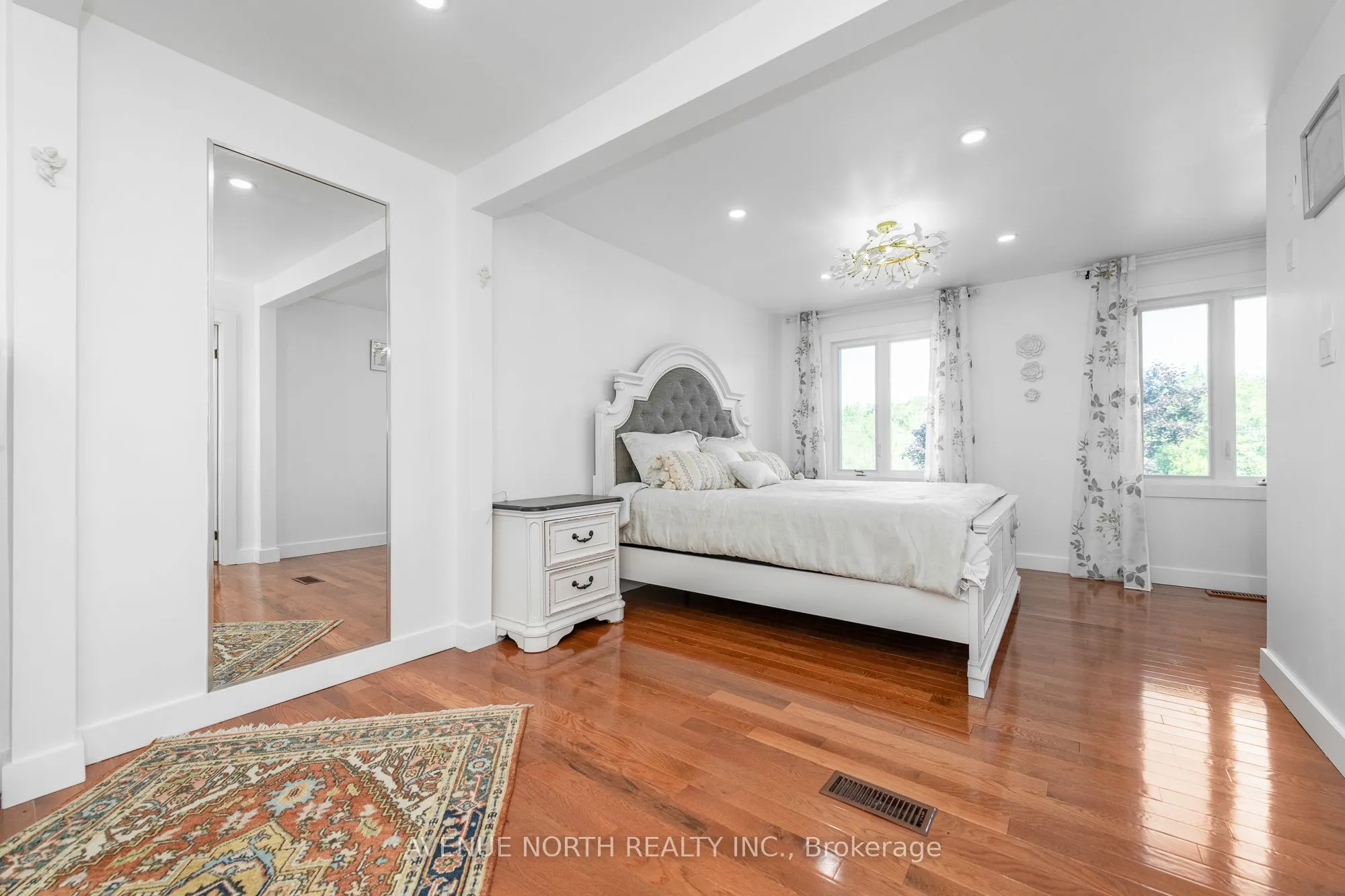 2310 RUSSLAND Road
