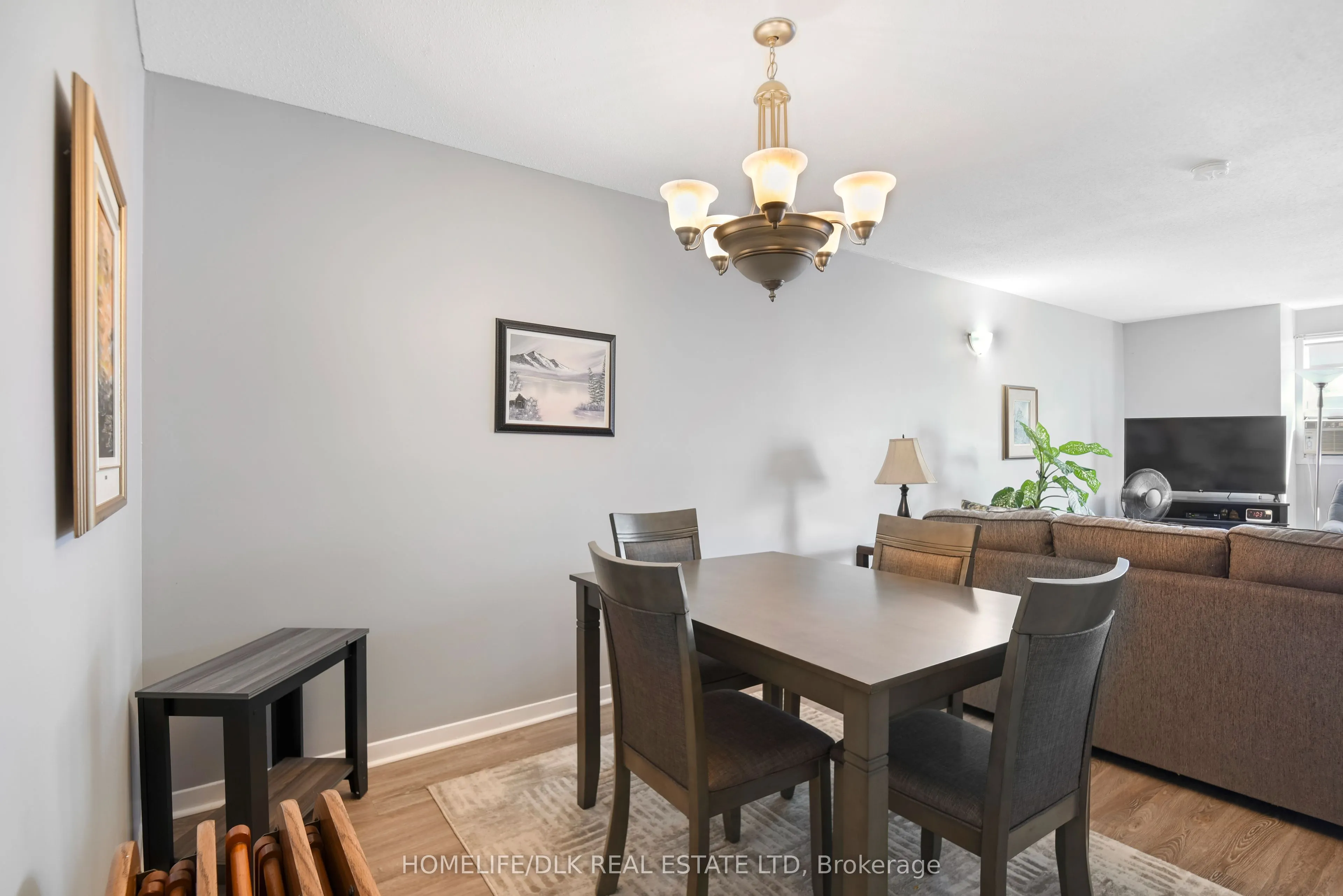 274 Ormond Street E, #405