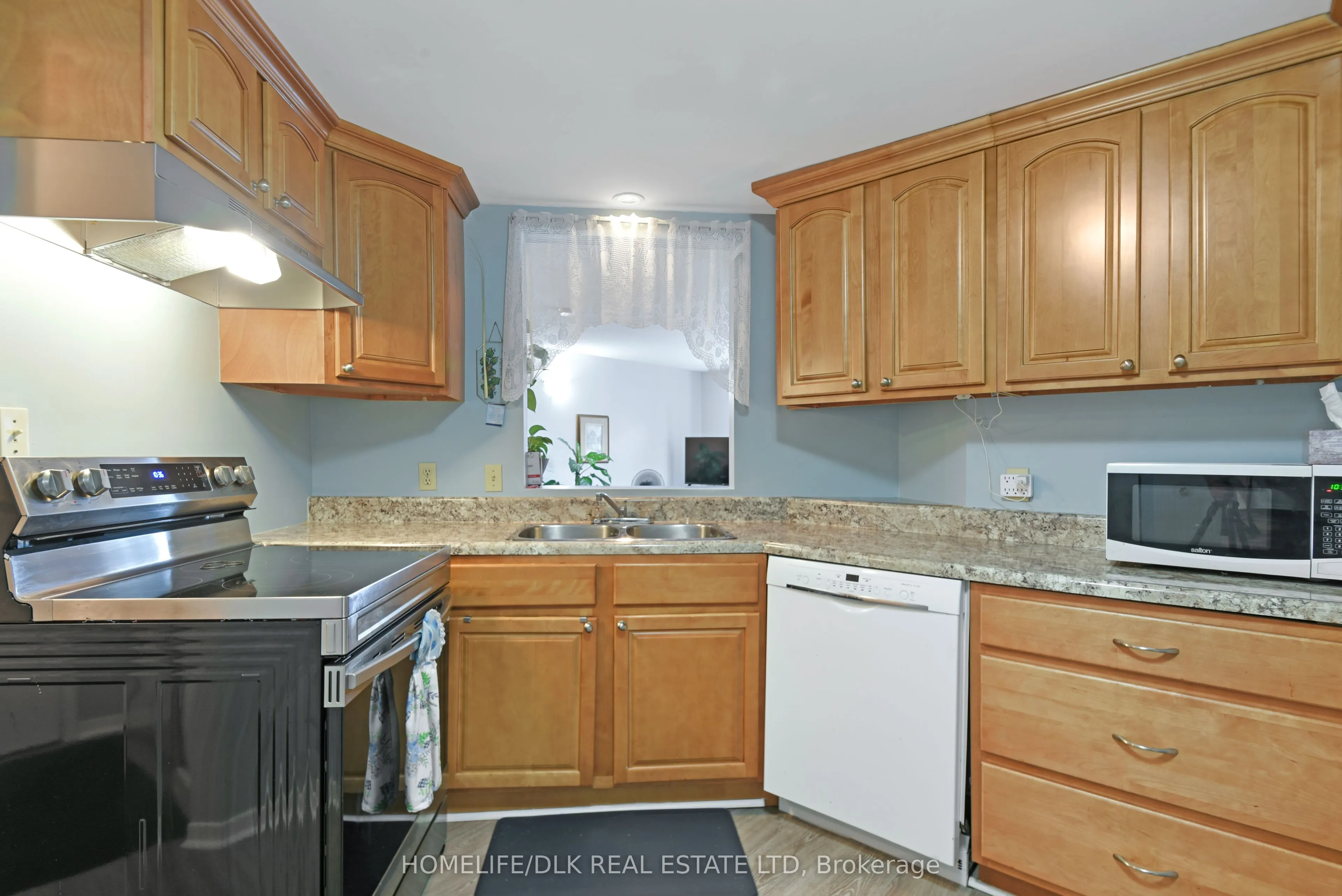 274 Ormond Street E, #405