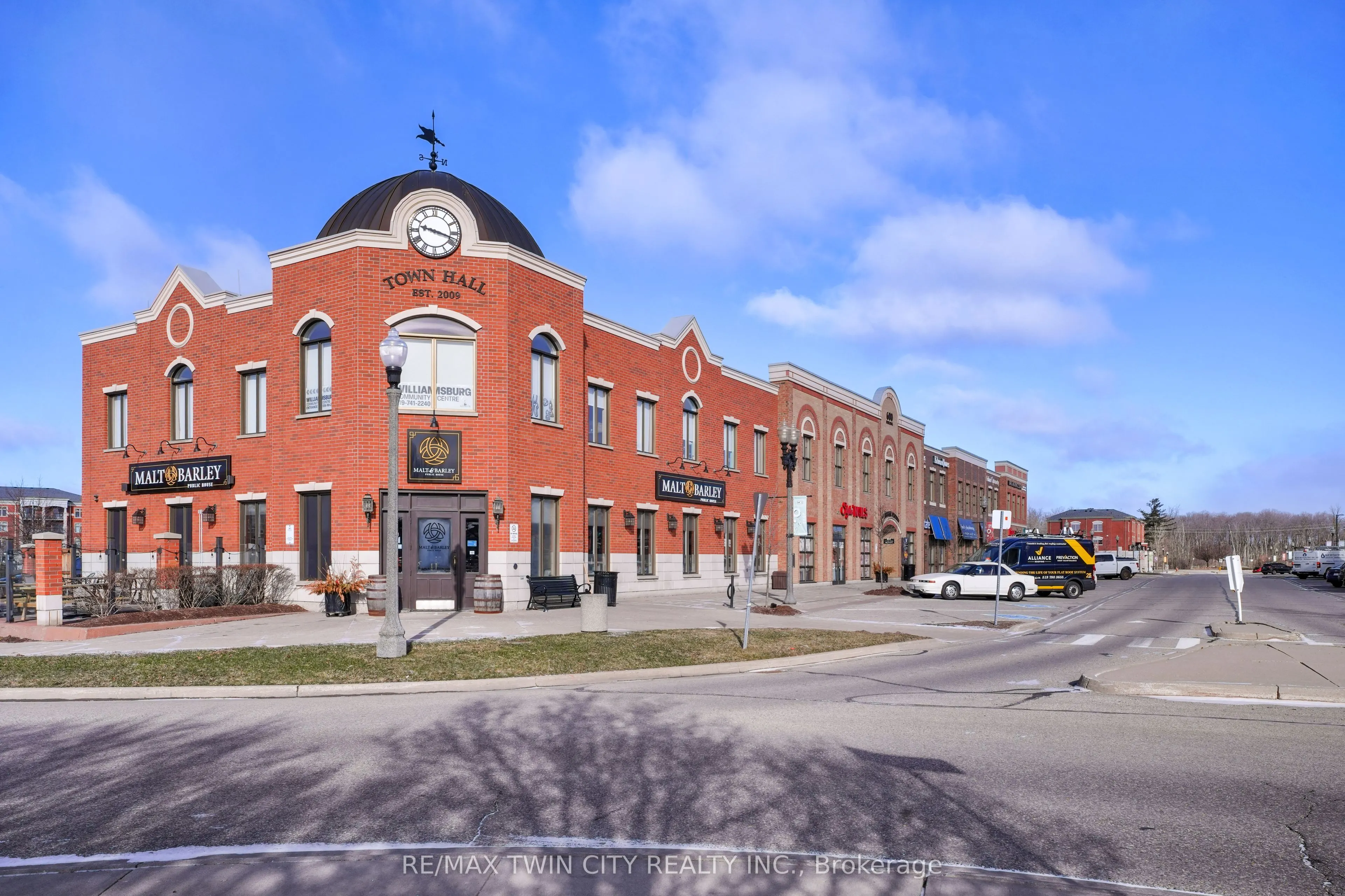 195 Commonwealth Street, #403