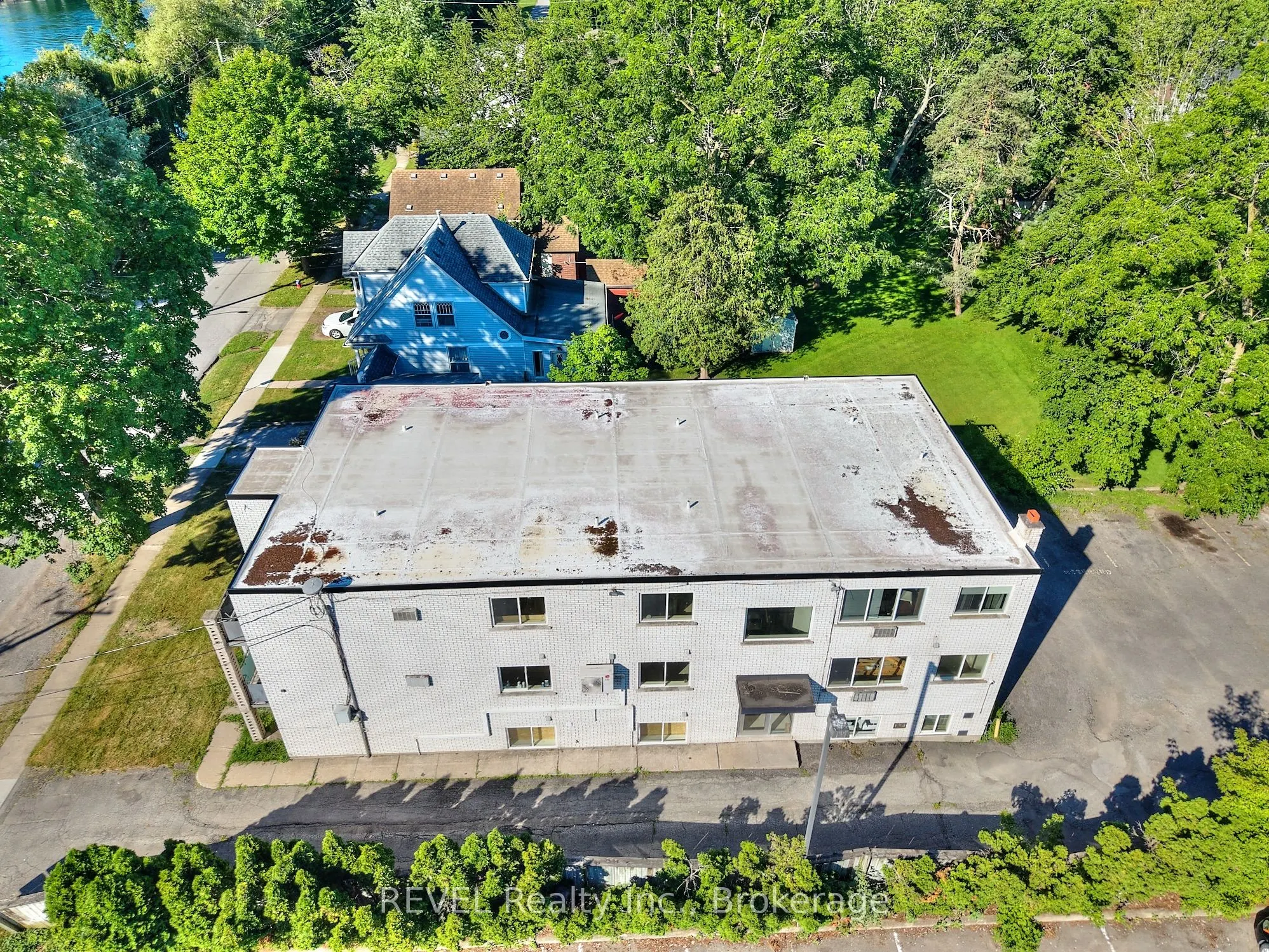 3865 Front Street