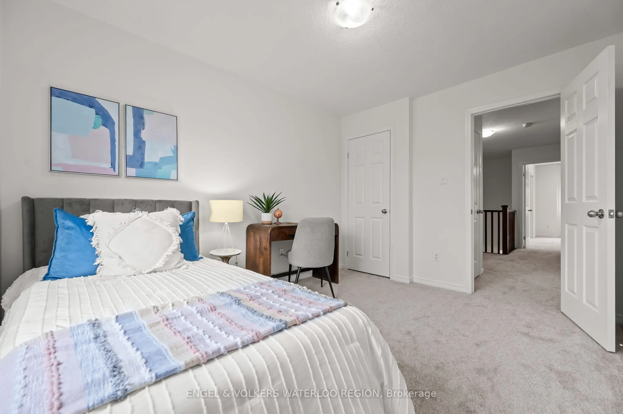 6 Upper Mercer Street, #D16