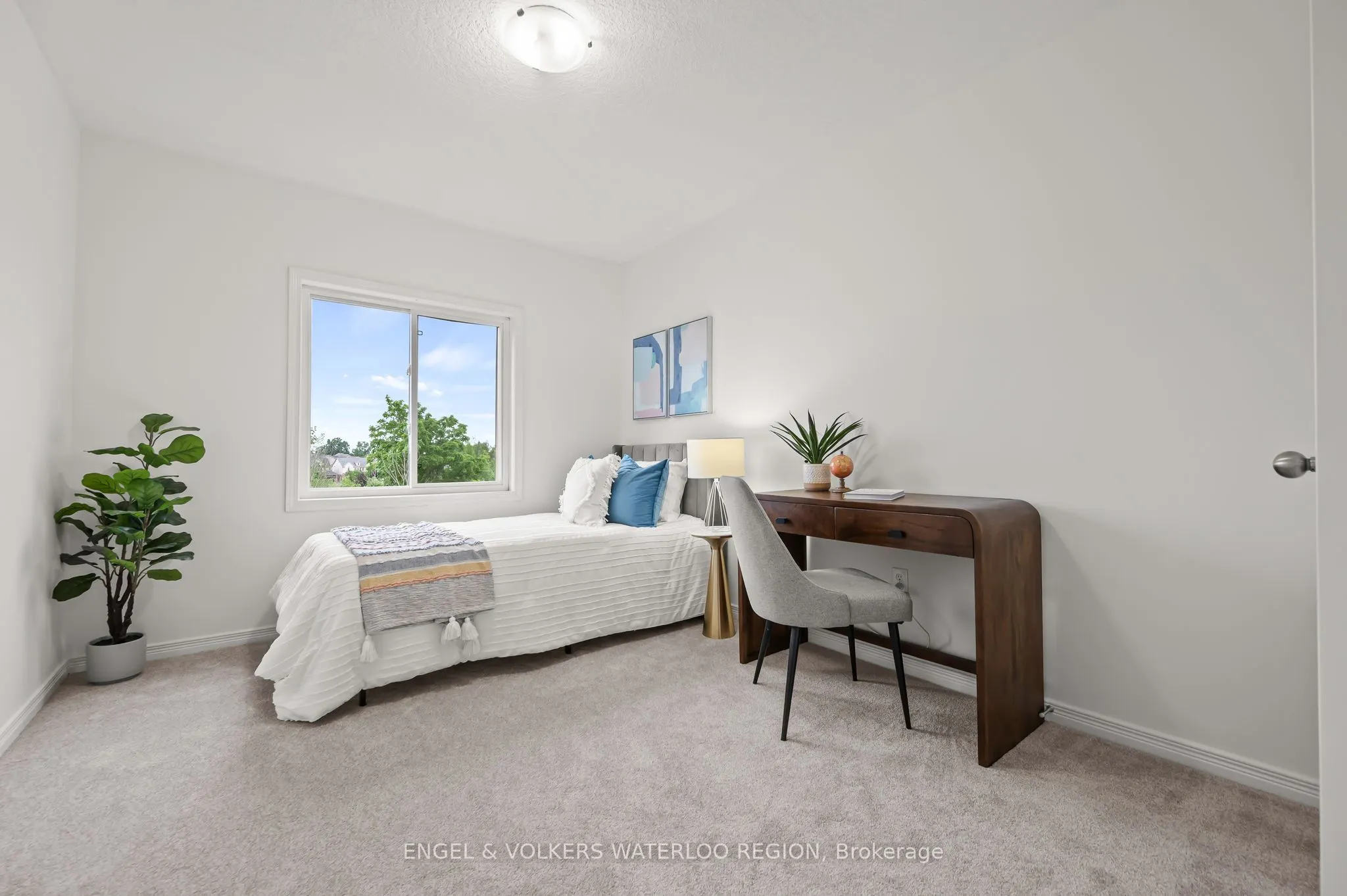 6 Upper Mercer Street, #D16