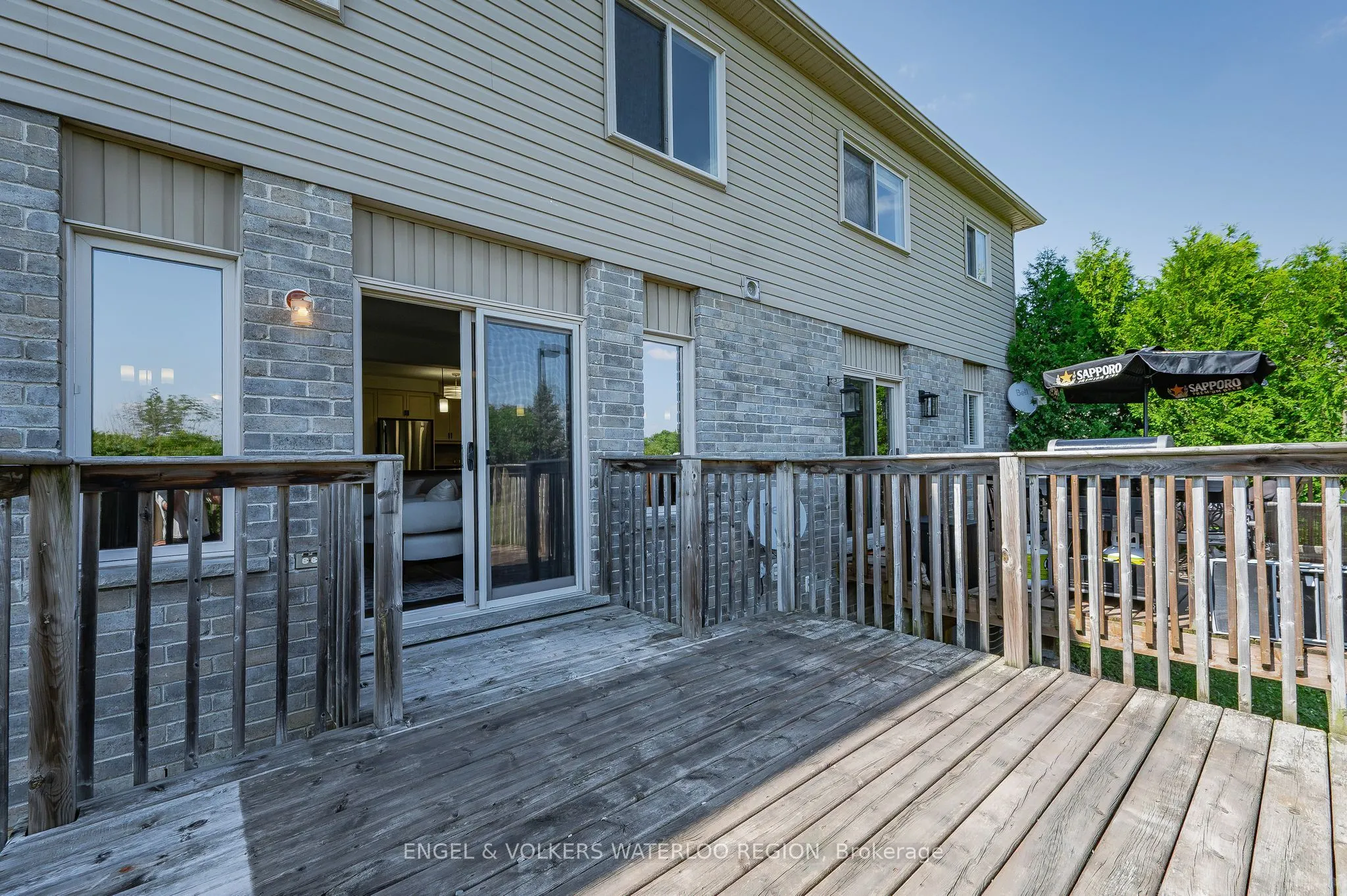 6 Upper Mercer Street, #D16