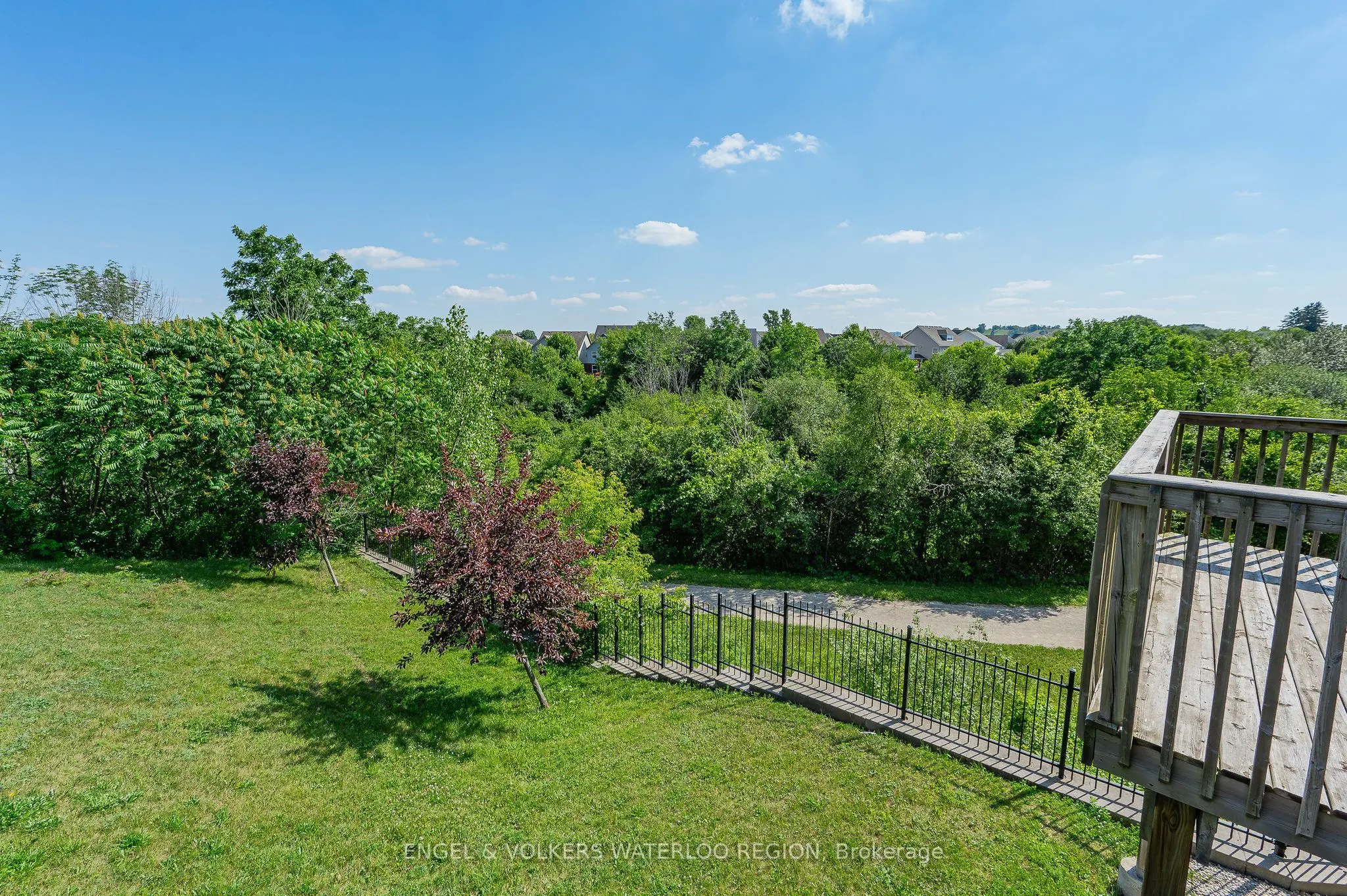 6 Upper Mercer Street, #D16