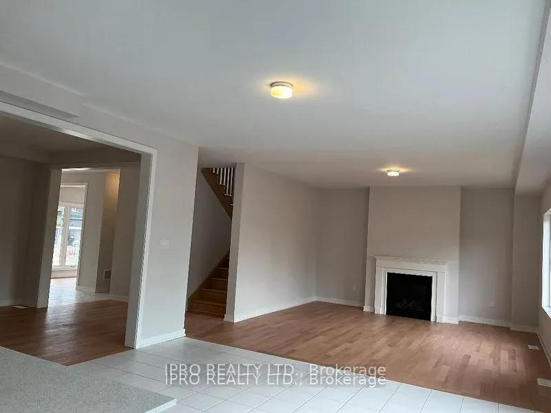 14 Bird Street E
