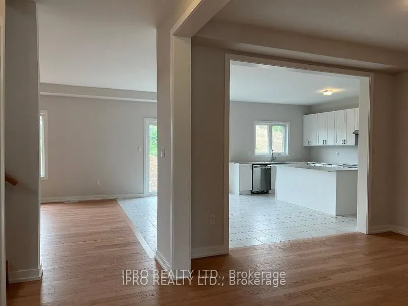 14 Bird Street E