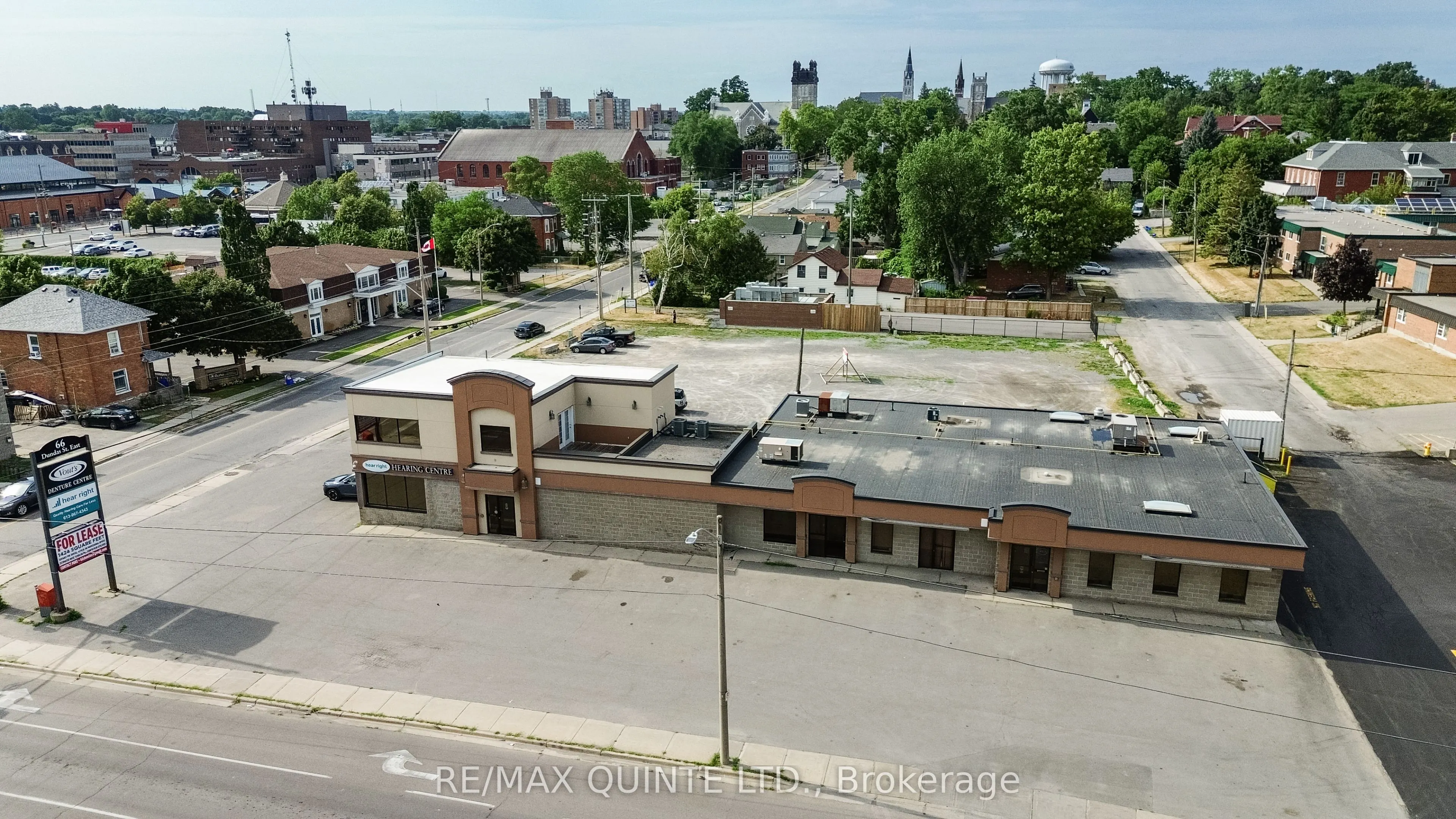 66 Dundas Street E, #B