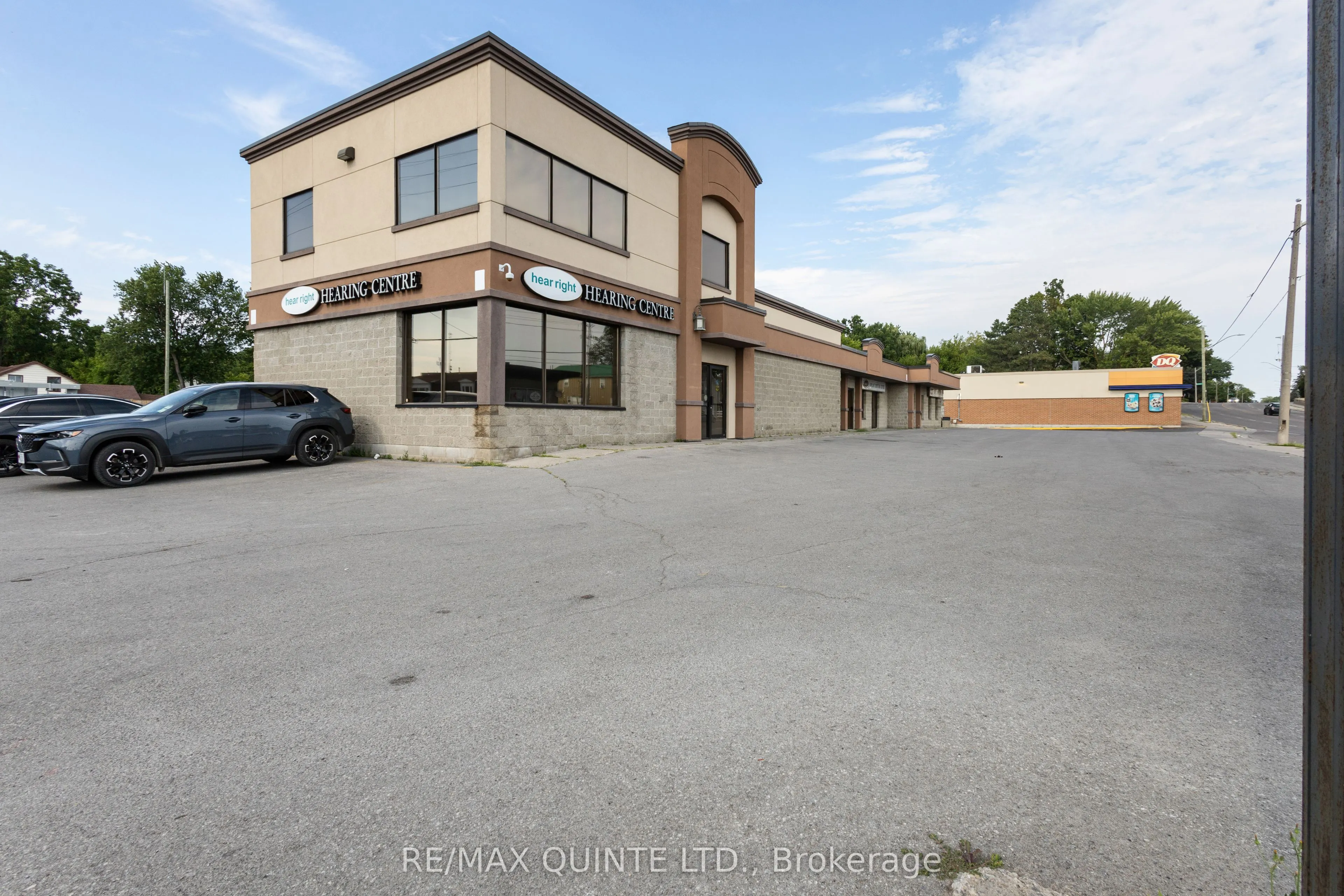 66 Dundas Street E, #B