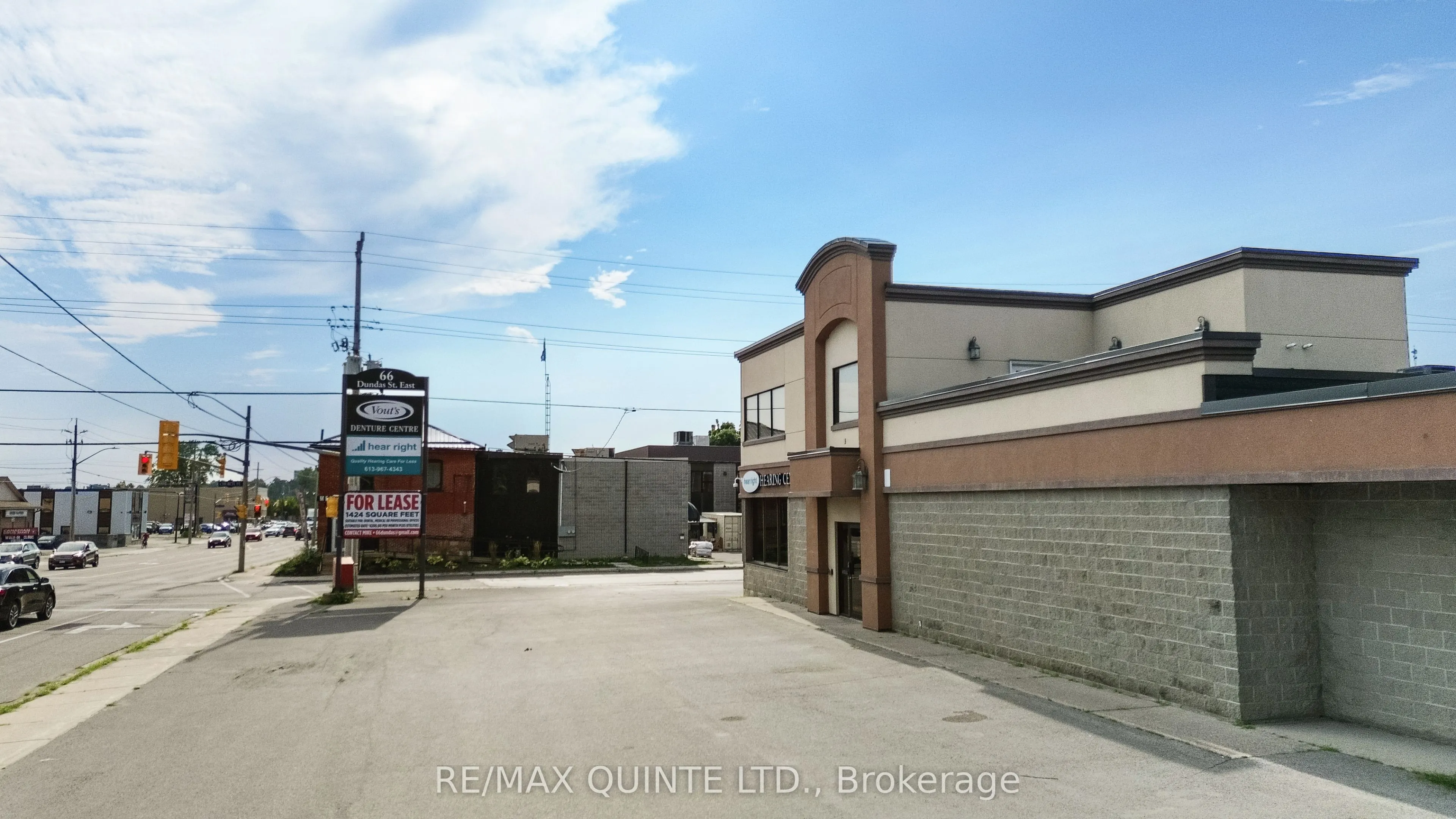 66 Dundas Street E, #B