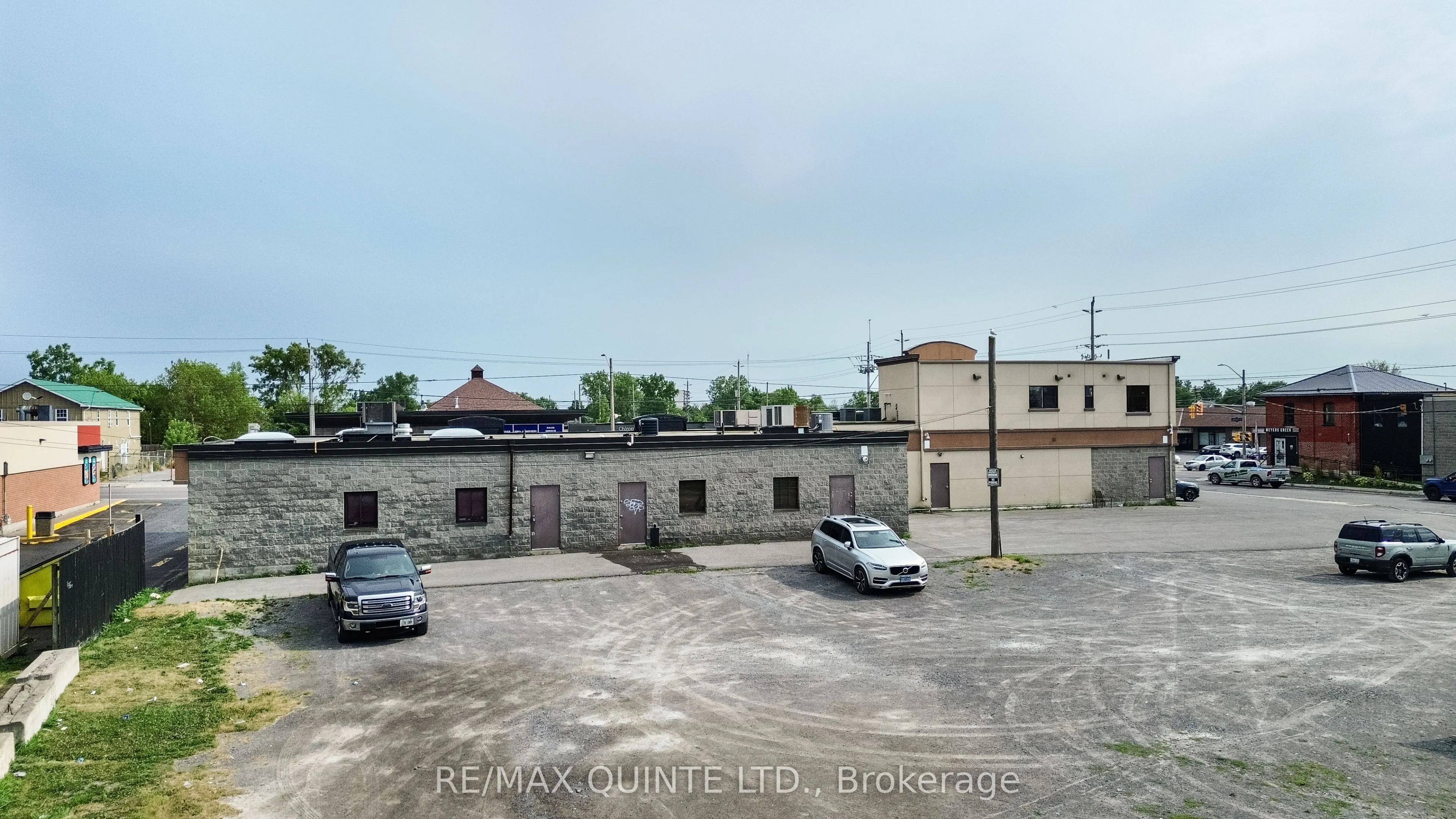 66 Dundas Street E, #B