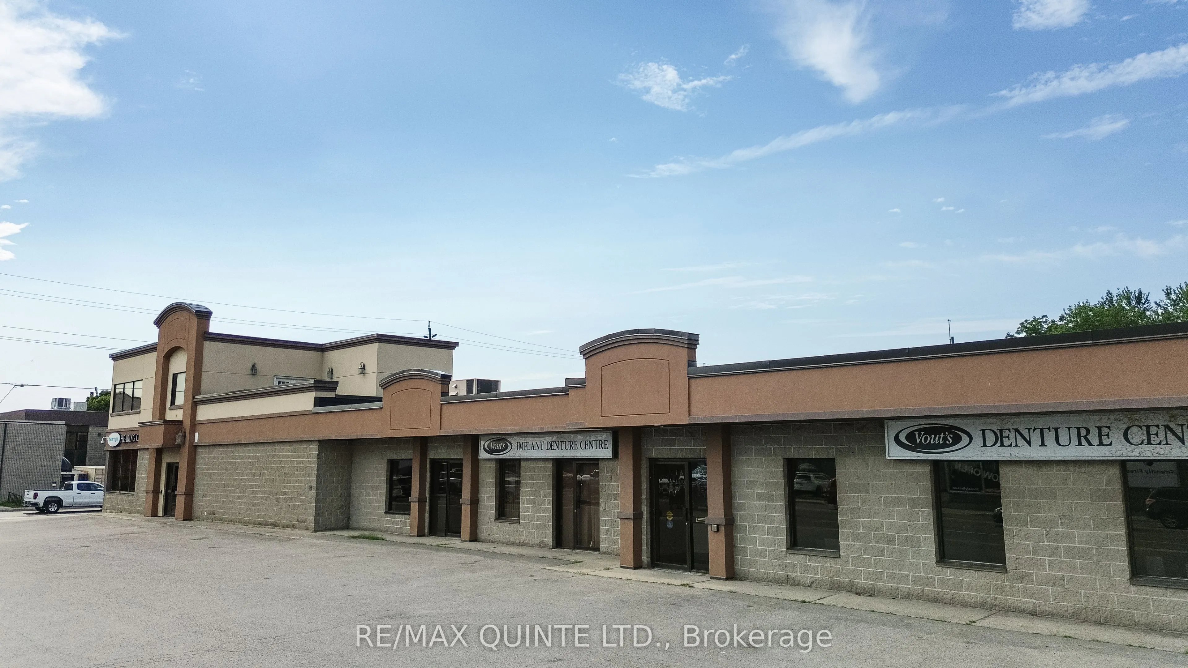 66 Dundas Street E, #B