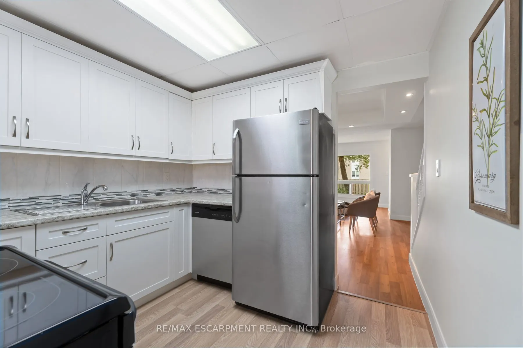 8646 WILLOUGHBY Drive, #10