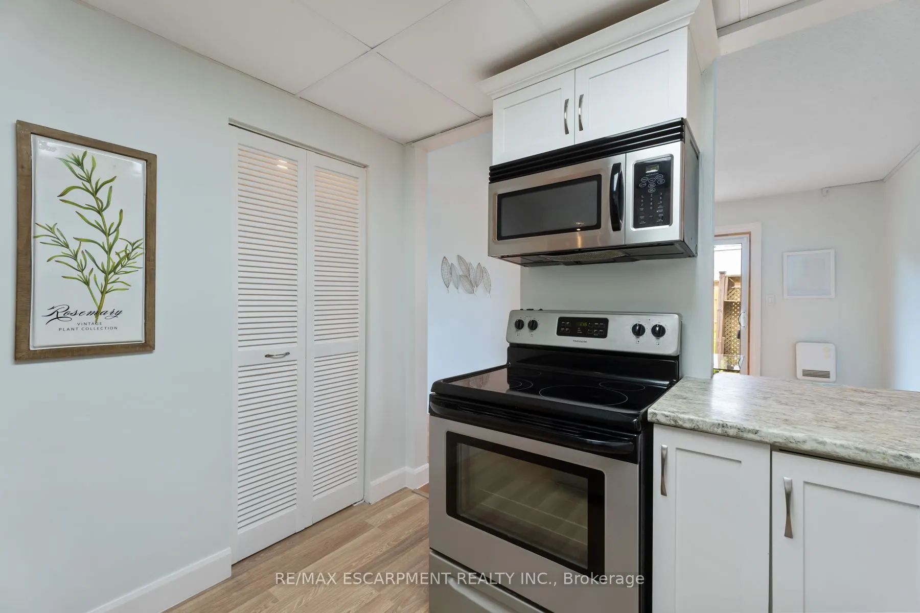 8646 WILLOUGHBY Drive, #10