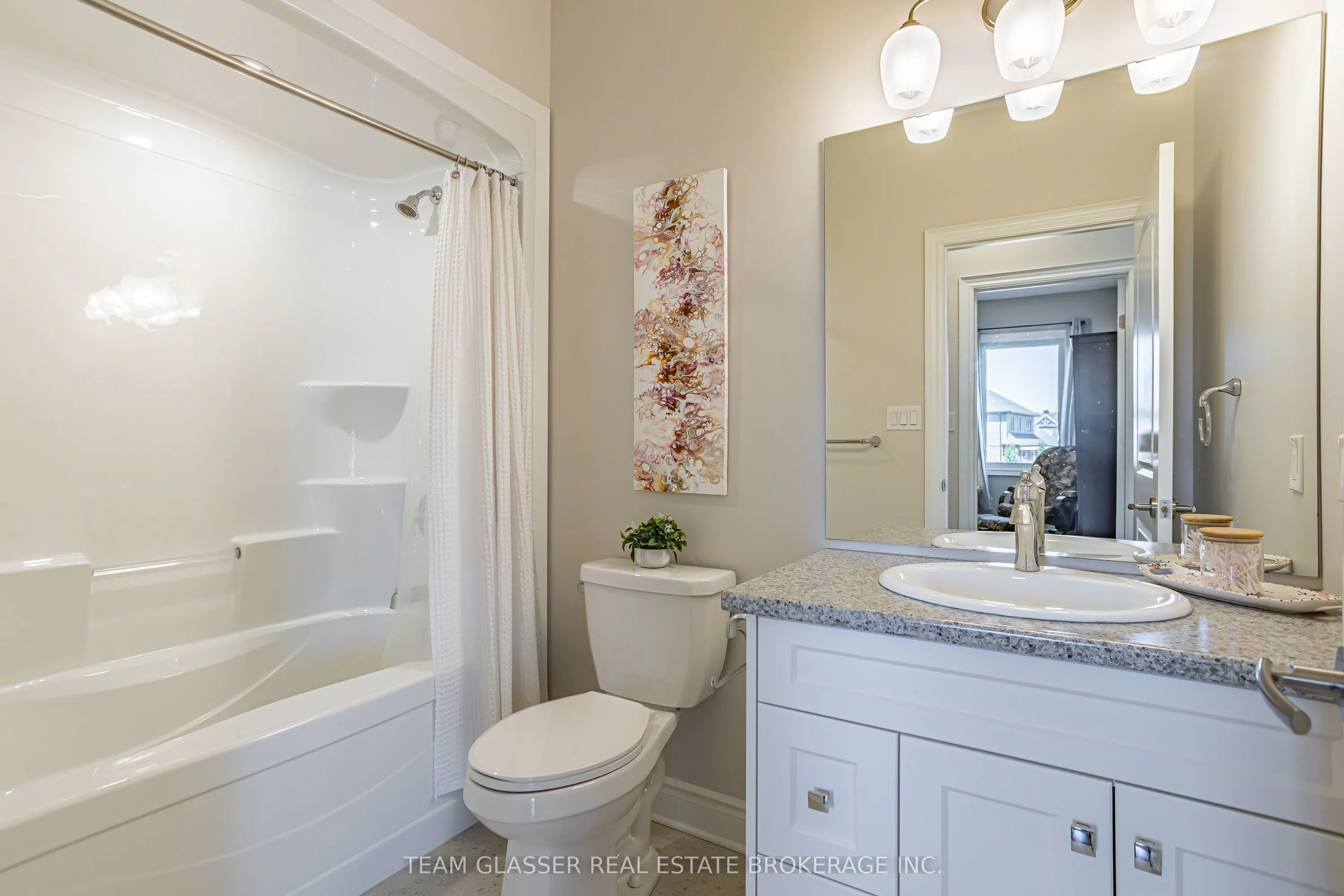176 BOARDWALK Way