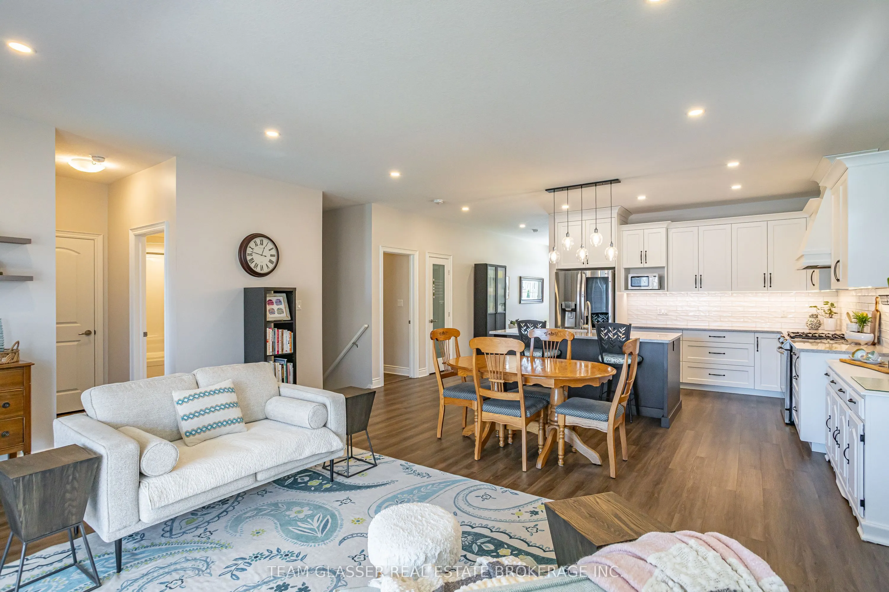 176 BOARDWALK Way