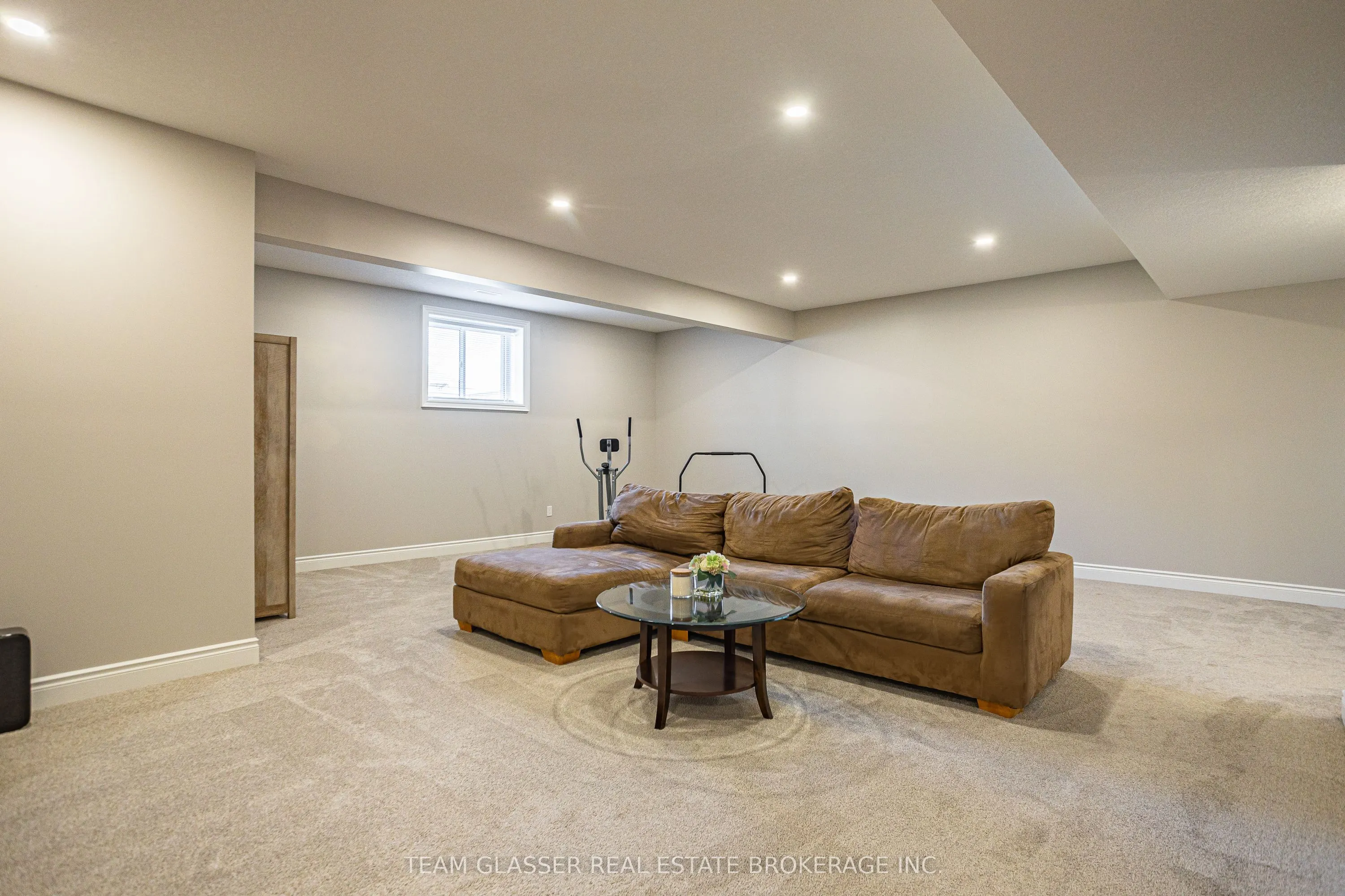 176 BOARDWALK Way