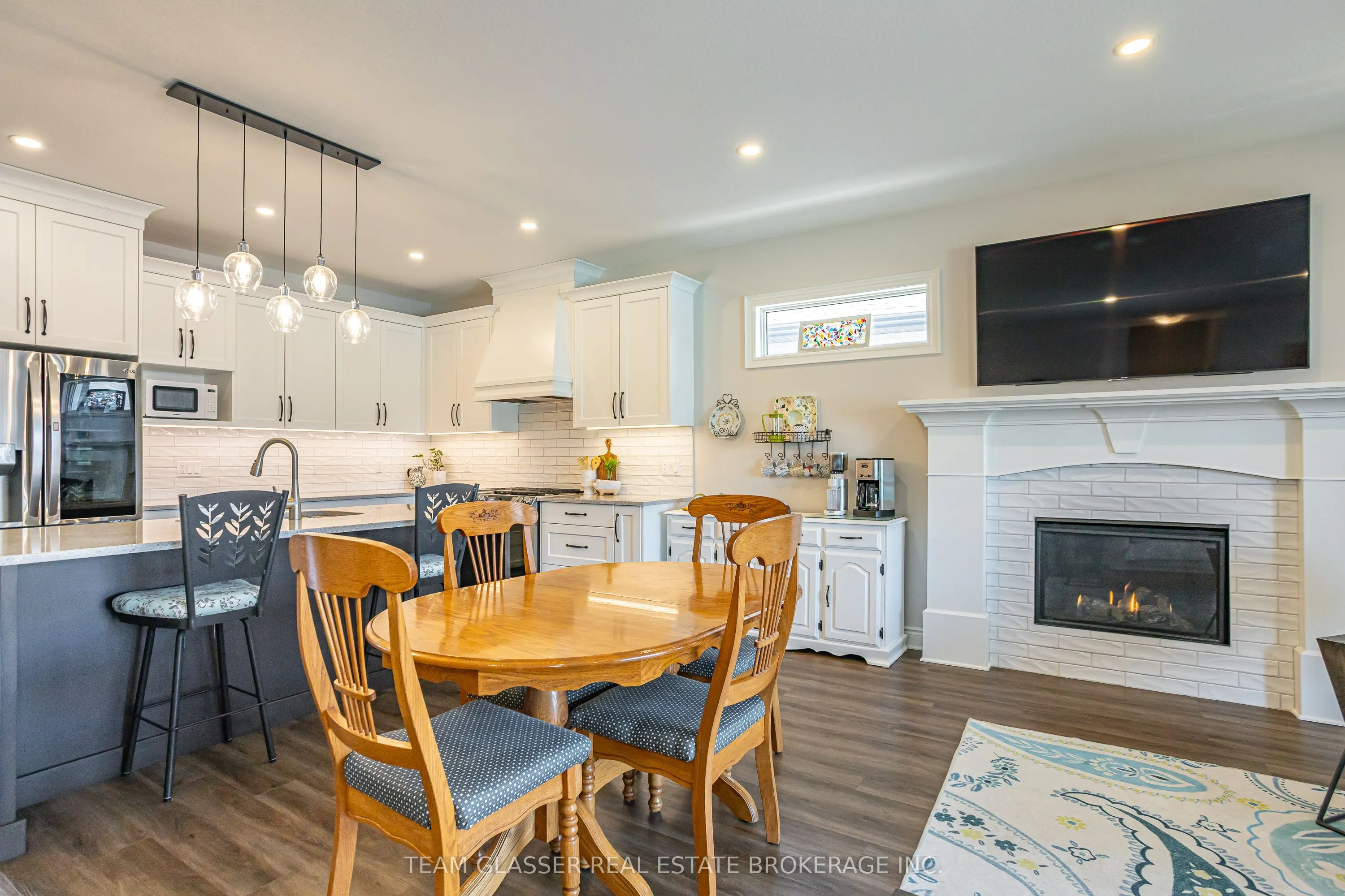 176 BOARDWALK Way