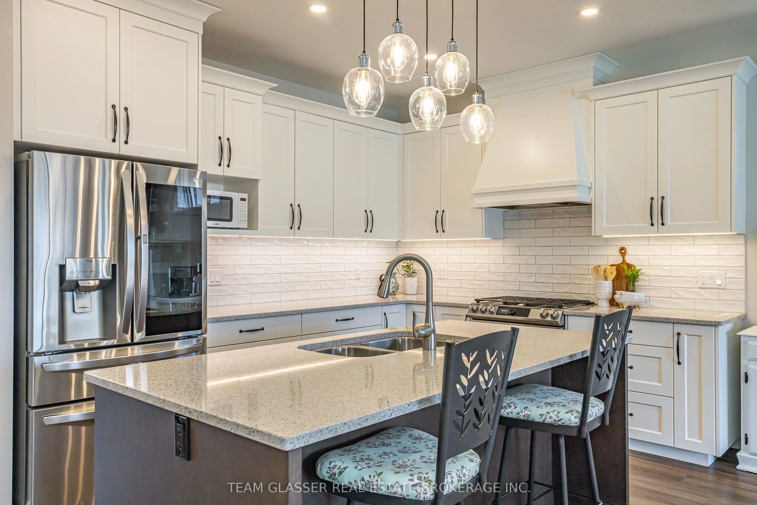 176 BOARDWALK Way