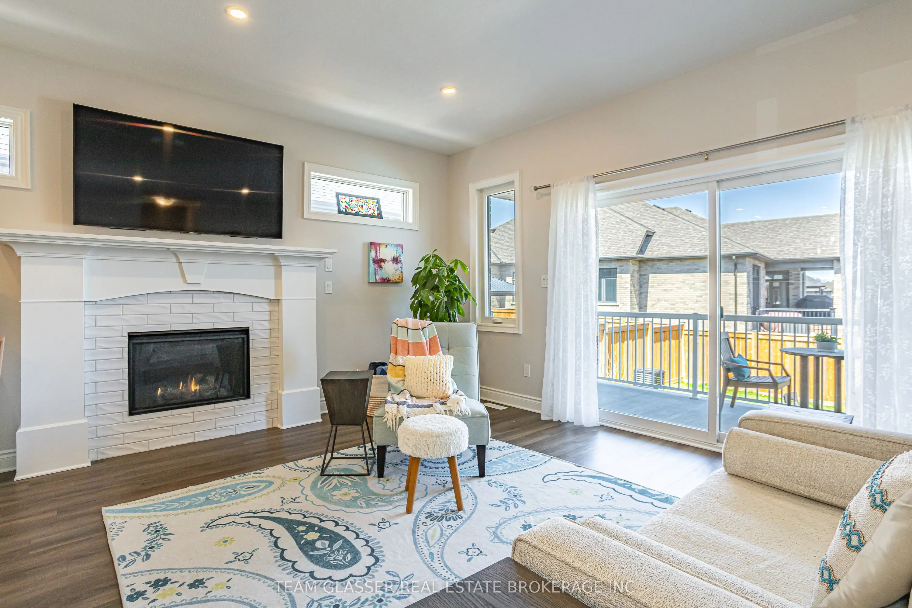 176 BOARDWALK Way