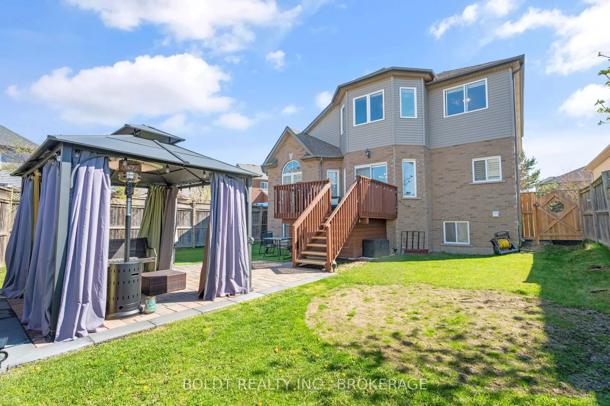 8114 Windsong Drive W