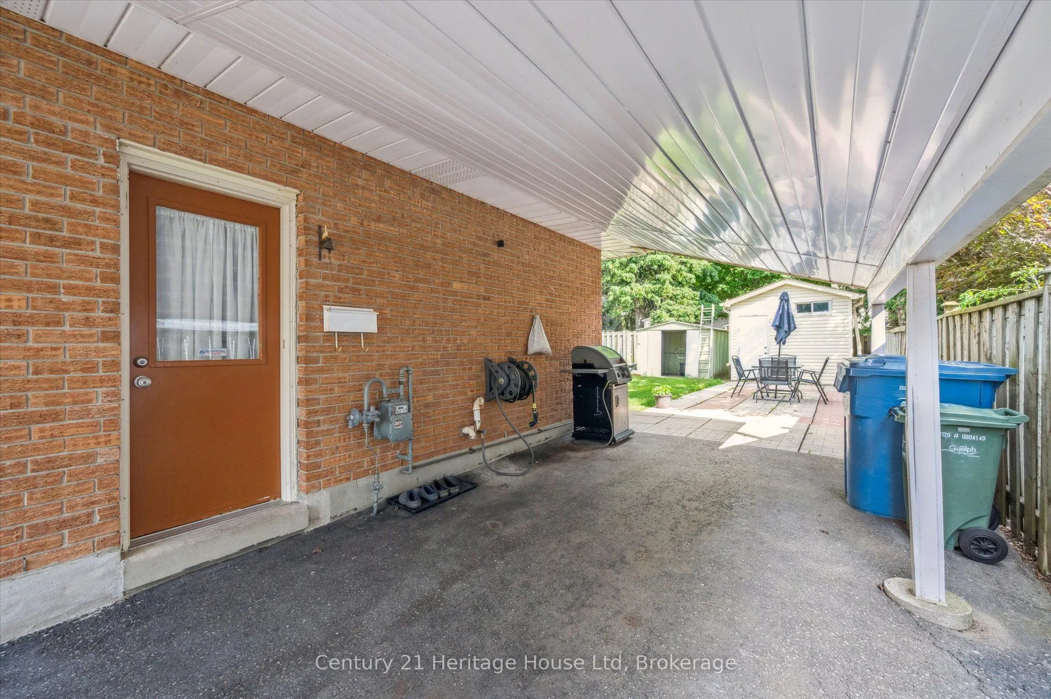 17 Dalebrook Place