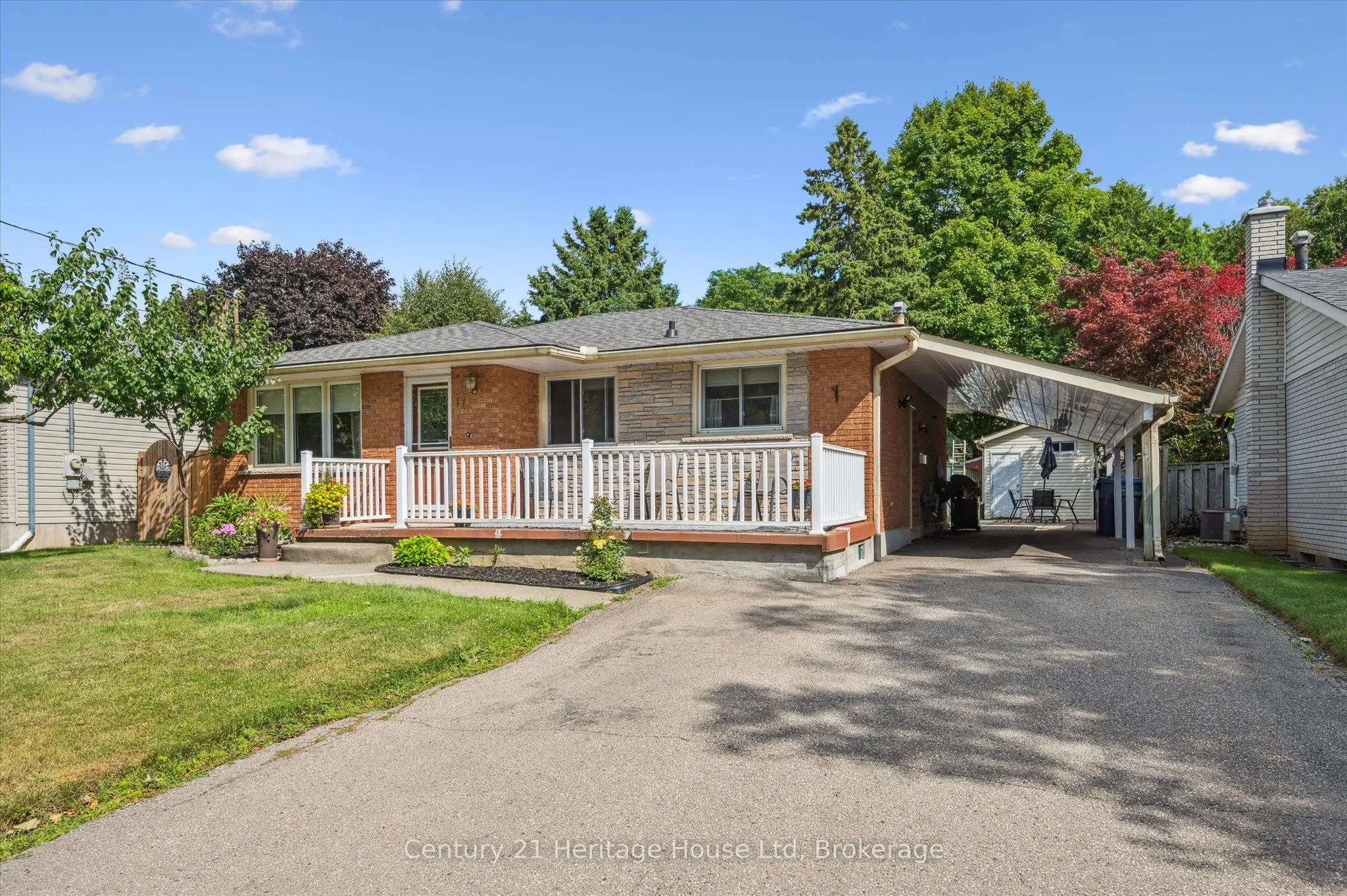 17 Dalebrook Place