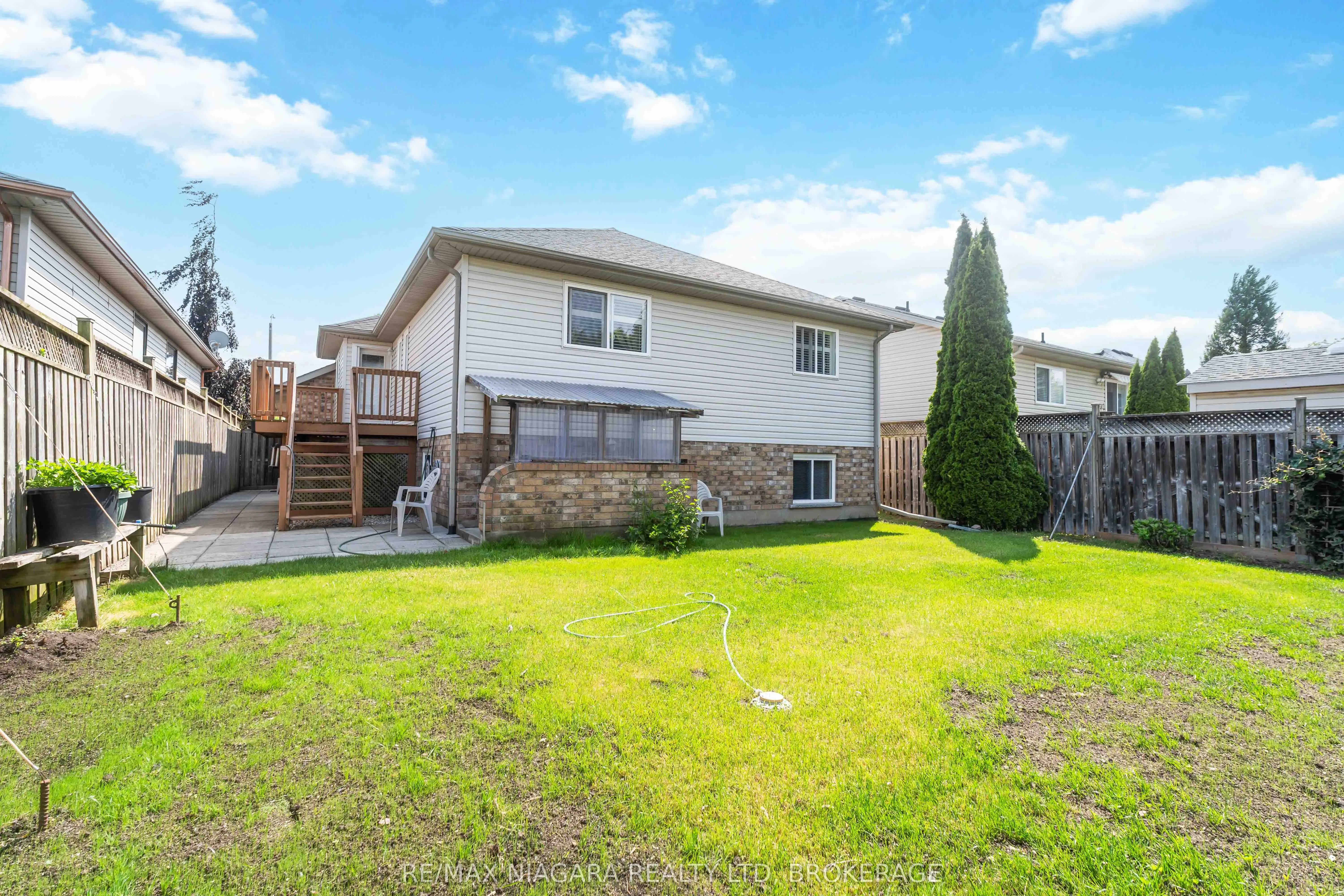 8123 Beaver Glen Drive