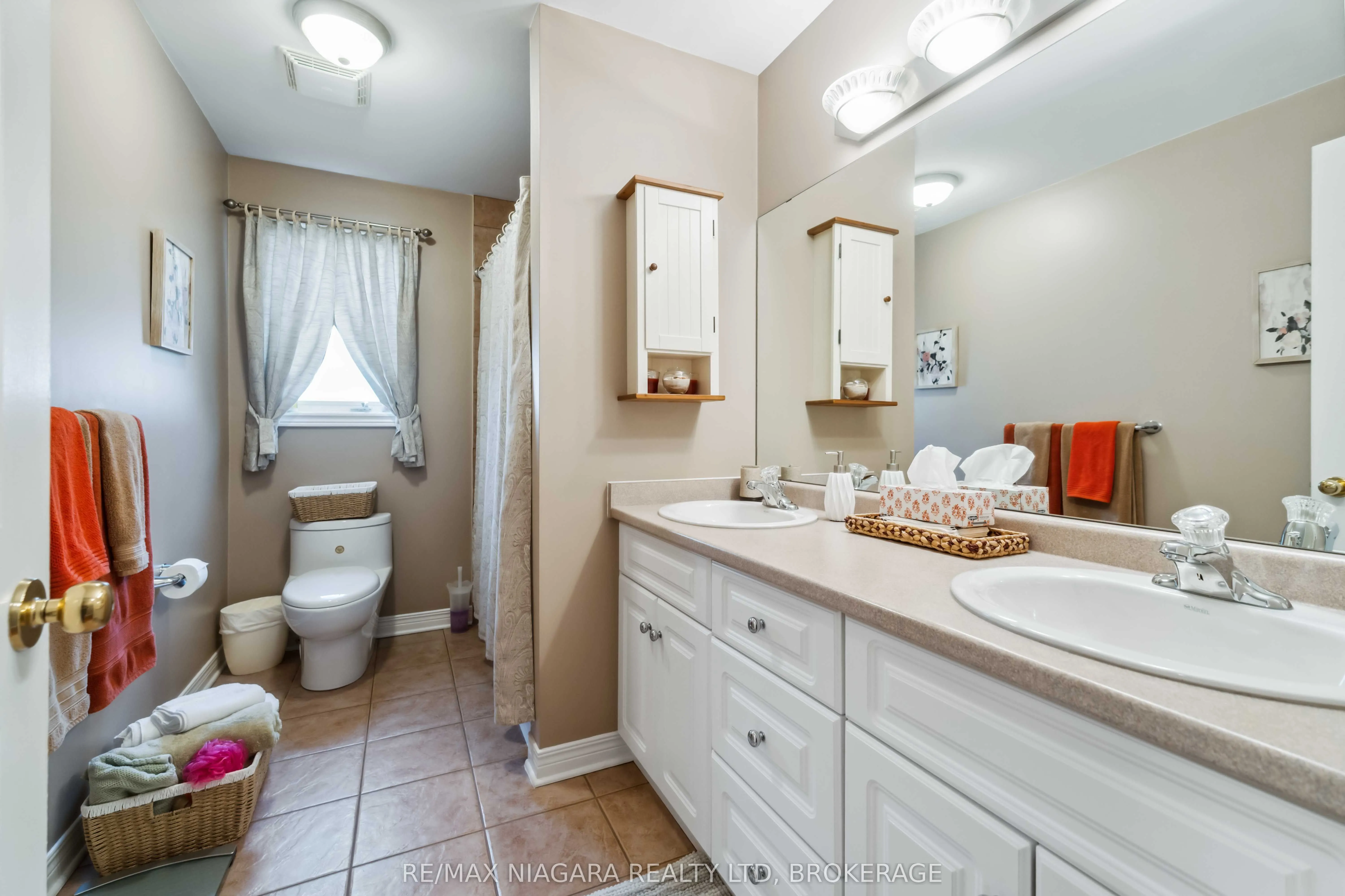 8123 Beaver Glen Drive