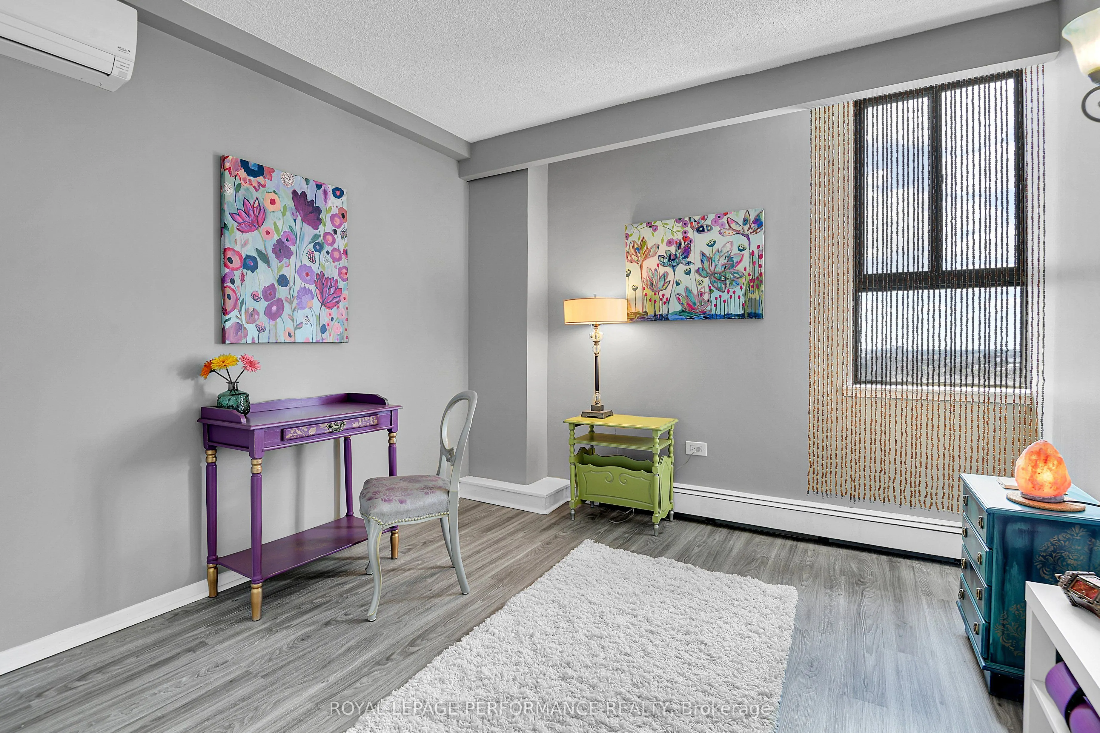 515 St Laurent Boulevard, #2408