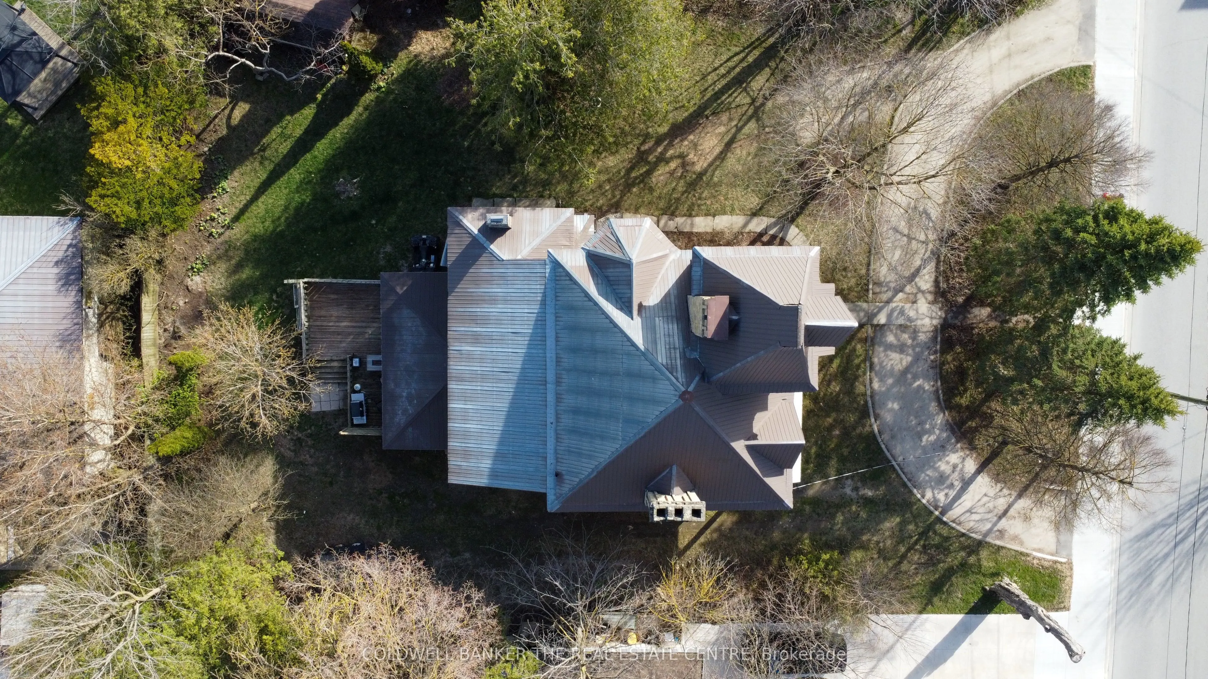150 WELLINGTON Street E