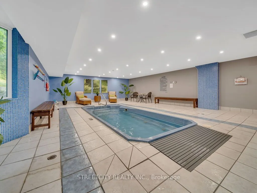 55 Green Valley Drive, #814