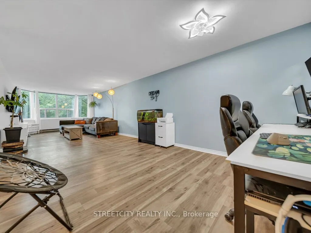 55 Green Valley Drive, #814