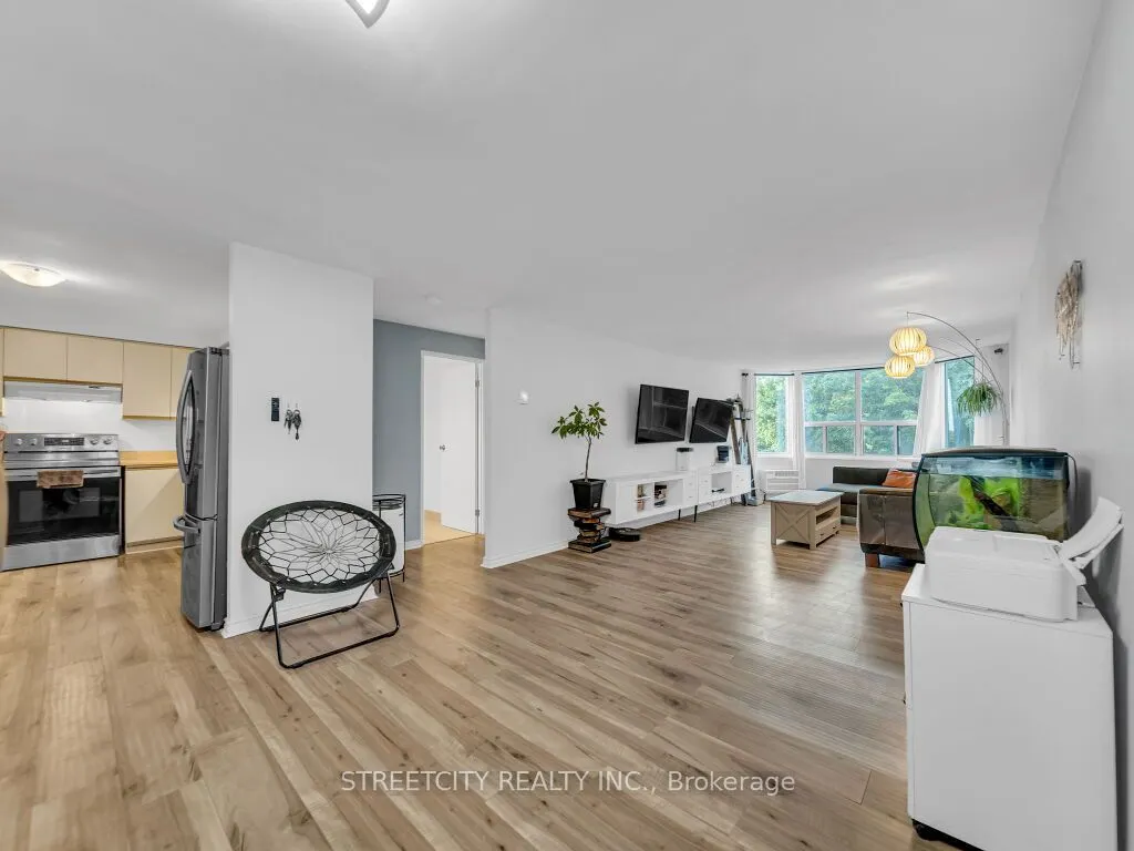 55 Green Valley Drive, #814