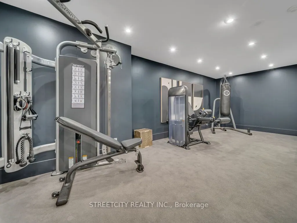 55 Green Valley Drive, #814