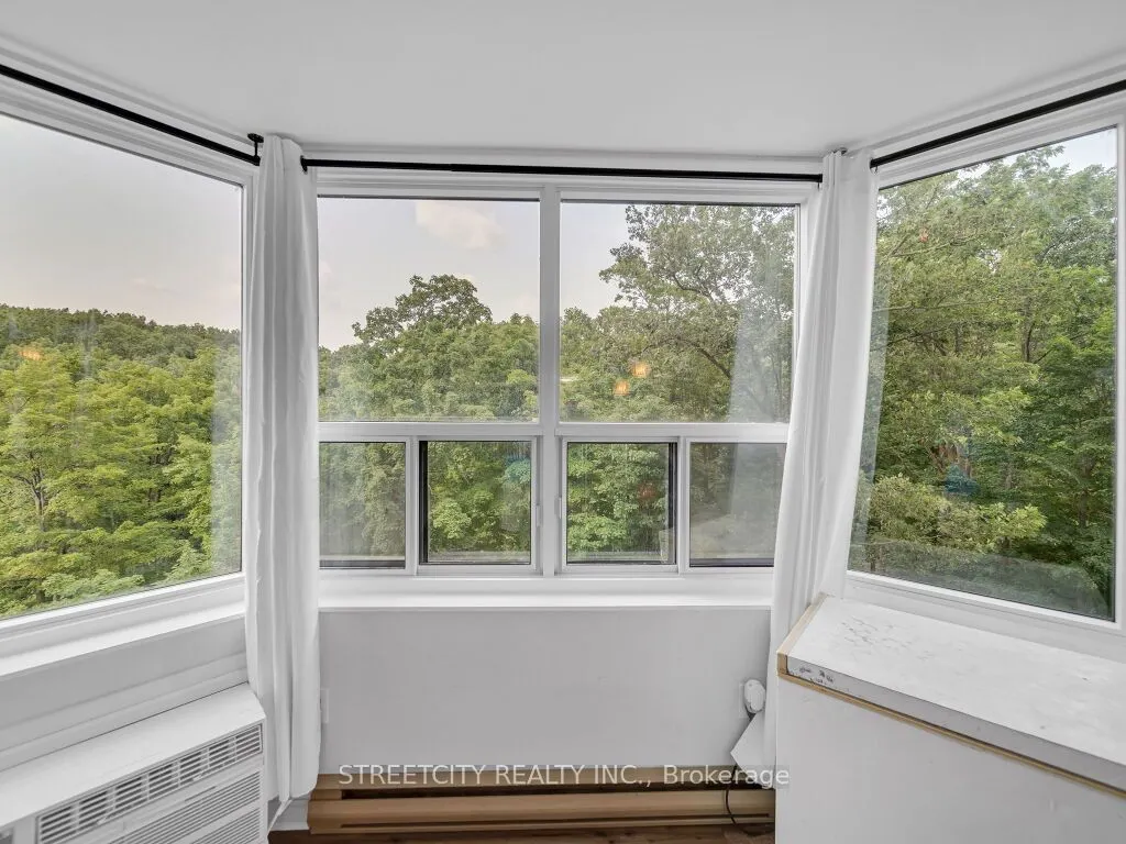 55 Green Valley Drive, #814