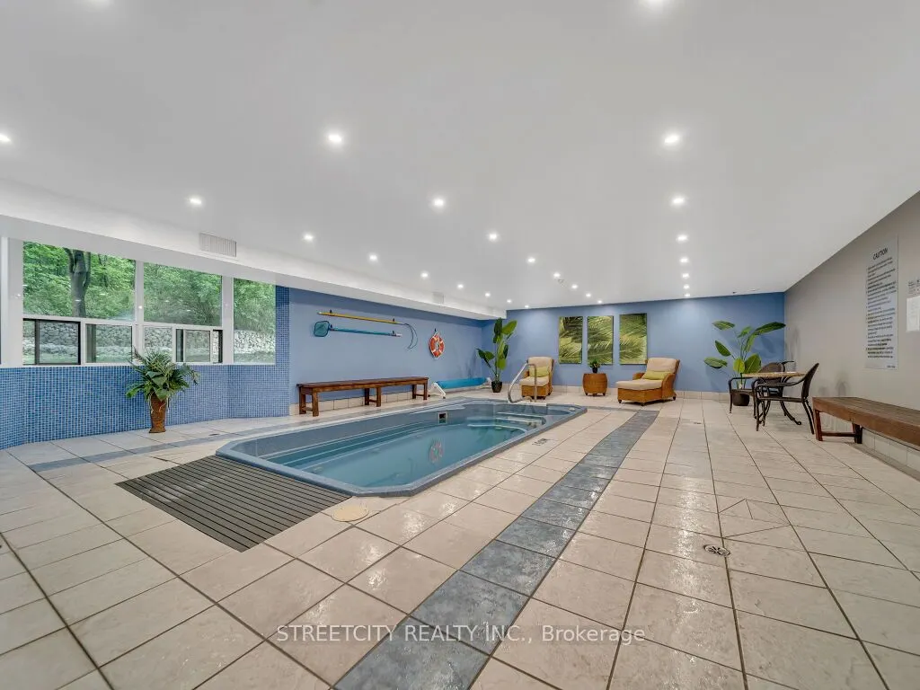 55 Green Valley Drive, #814