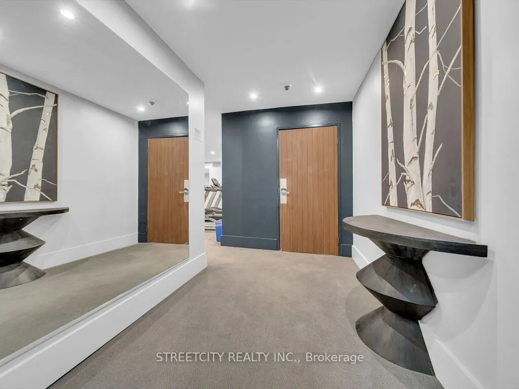 55 Green Valley Drive, #814